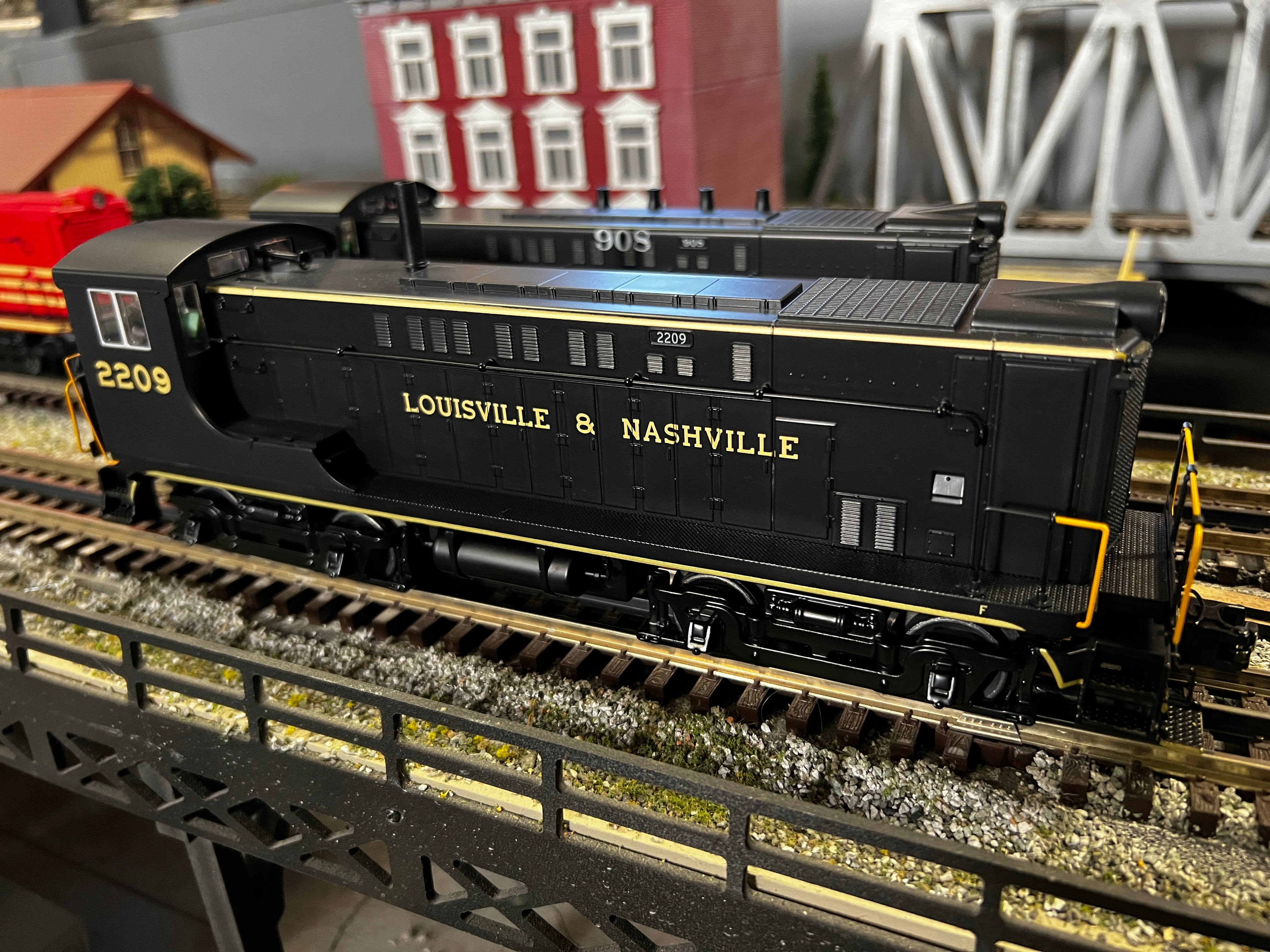 MTH 20-21657-1 - VO 1000 Diesel Engine "Louisville & Nashville" w/ PS3 #2209 - Custom Run for MrMuffin'sTrains