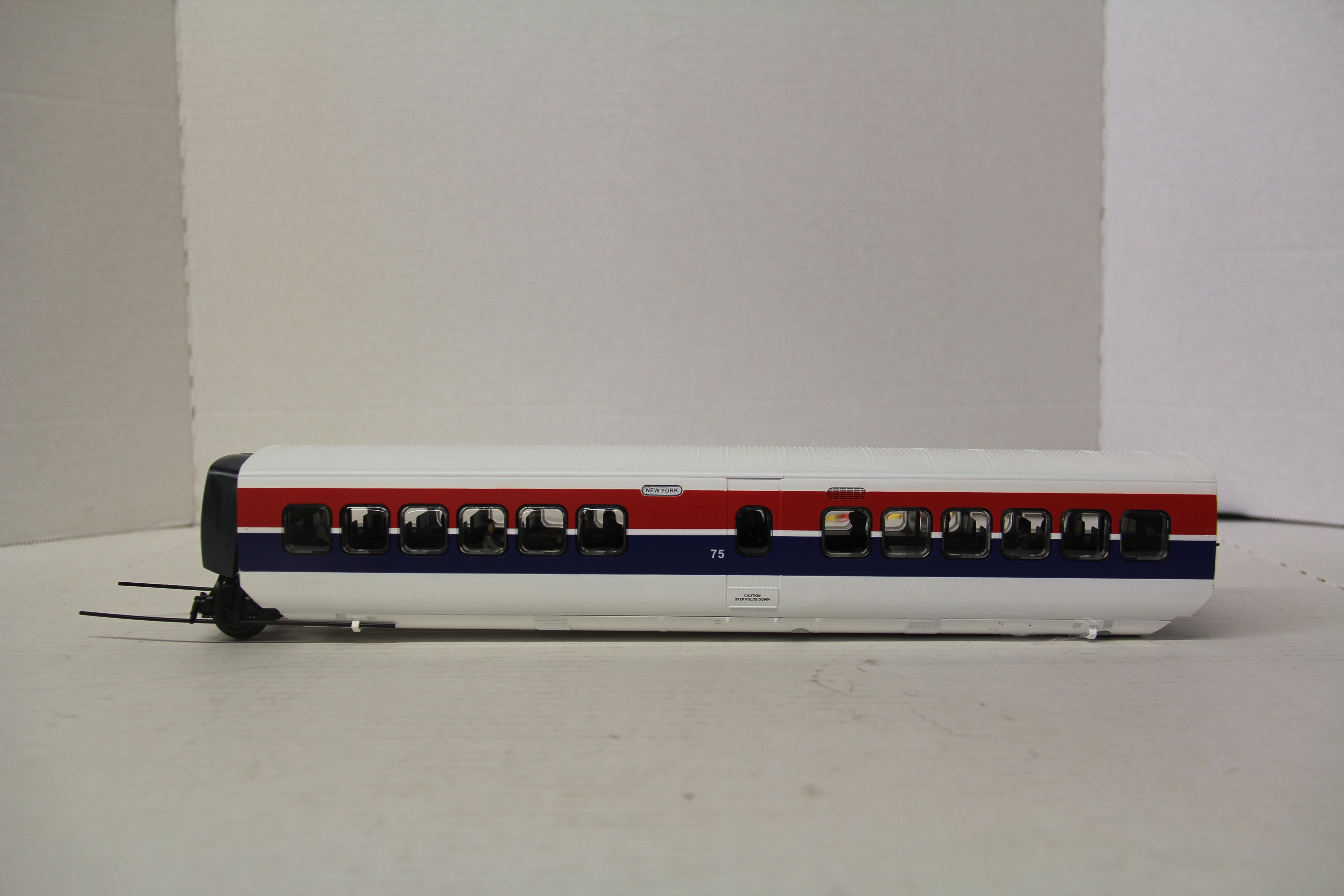 MTH 20-61001 Amtrak Turbotrain Passenger Car-Second hand-M4643