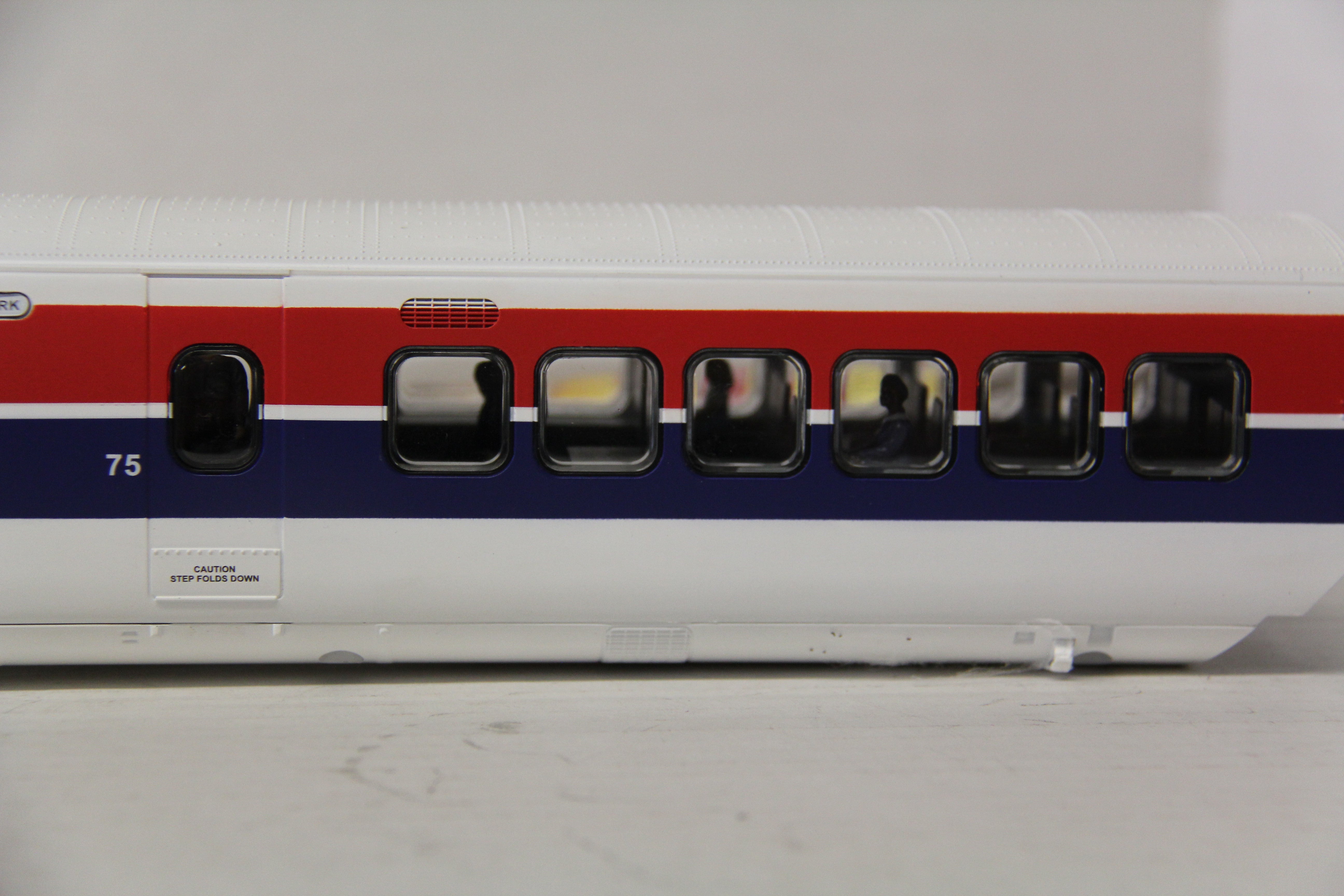 MTH 20-61001 Amtrak Turbotrain Passenger Car-Second hand-M4643