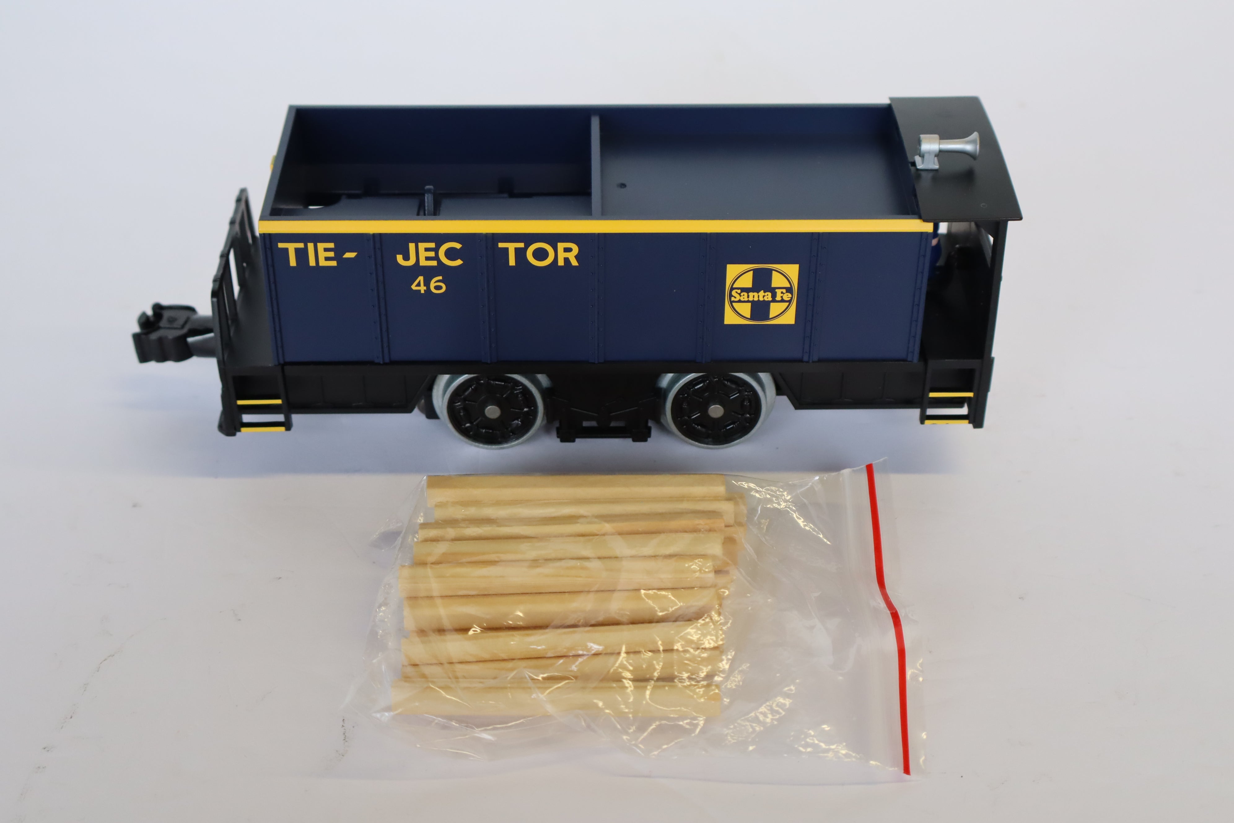 Lionel 6-81446 Santa Fe Command Control Tie-Jector-Second hand-M7976