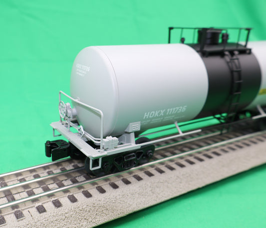 Lionel 2542392 - 40' Tank Car "HOKX" #111736 - MrMuffin'sTrains