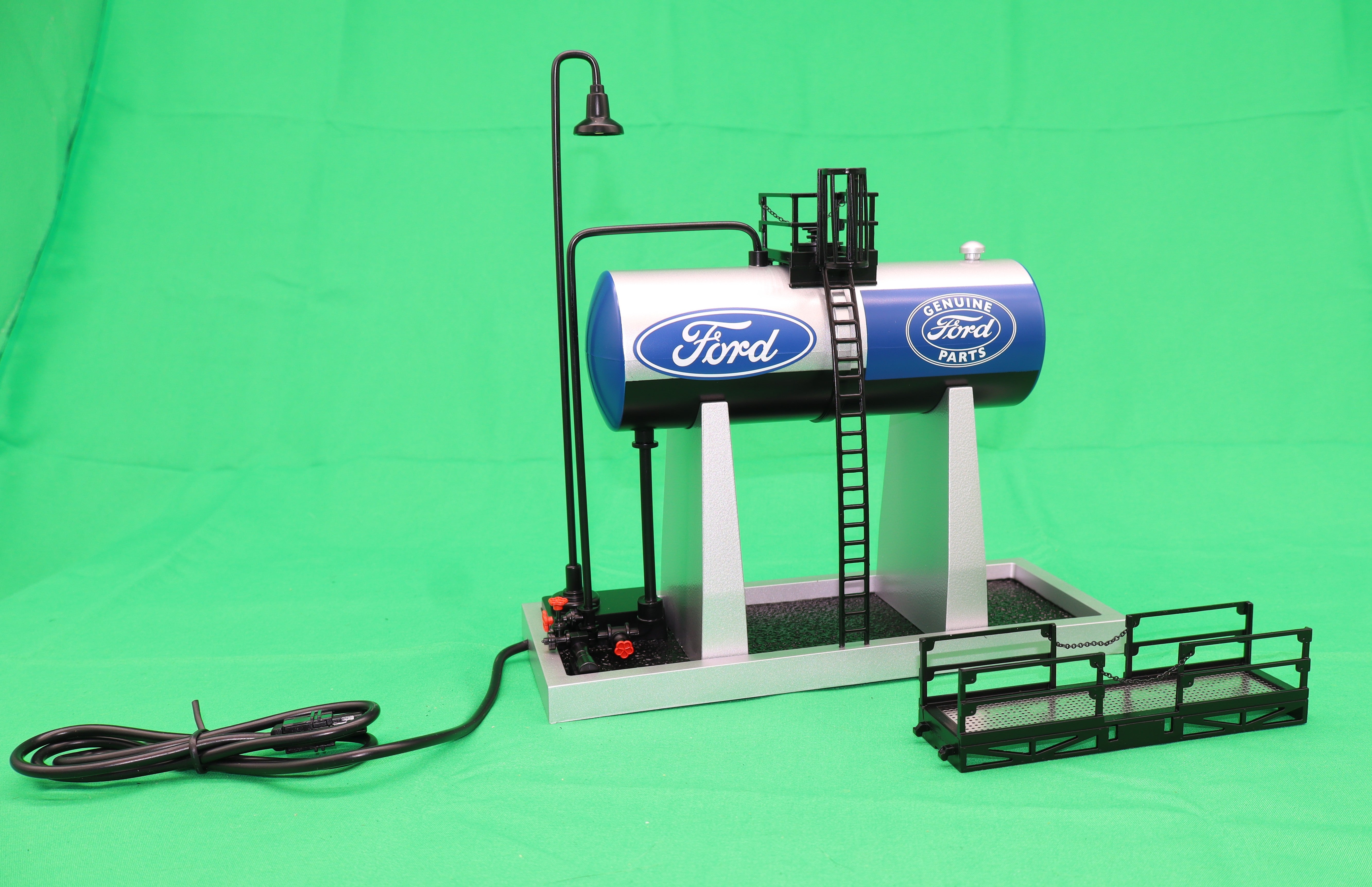 Lionel 2529130 - Elevated Tank "Ford"