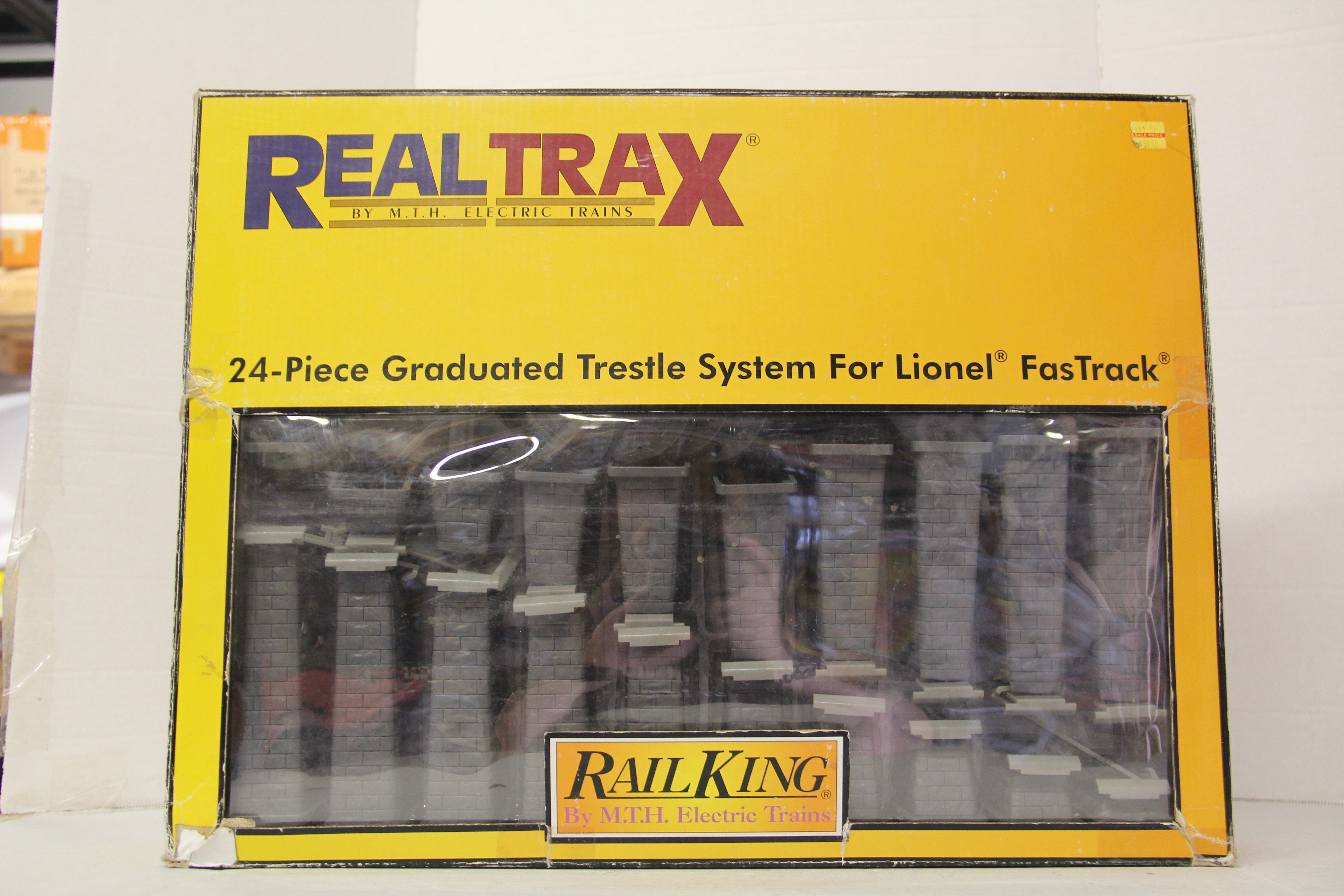 Rail King 40-1113  24-piece Graduated Trestle System For Lionel FasTrack-Second hand-M6555