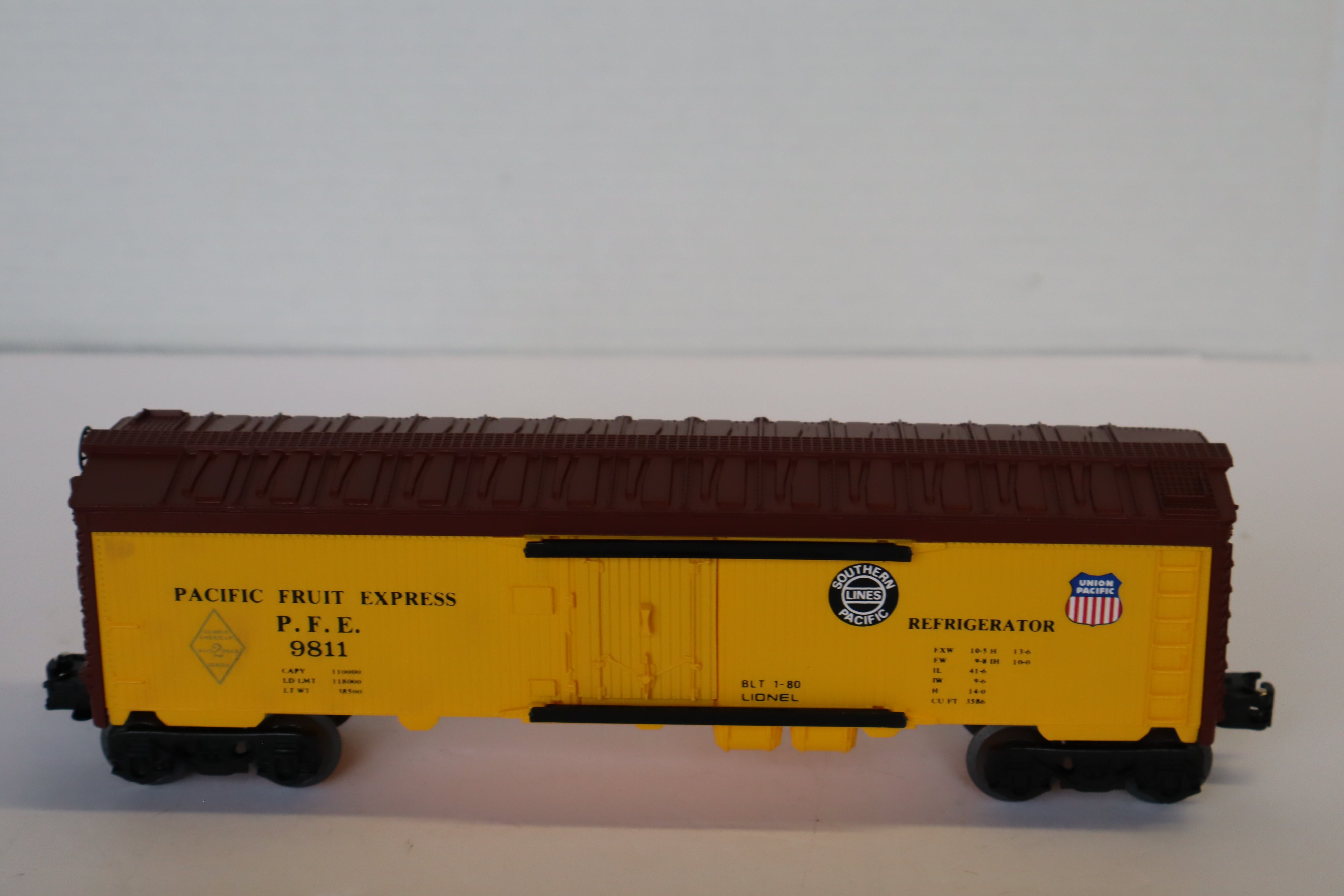 Lionel 6-9811 Famous American Railroad Union Pacific Reefer-Second hand-M7987
