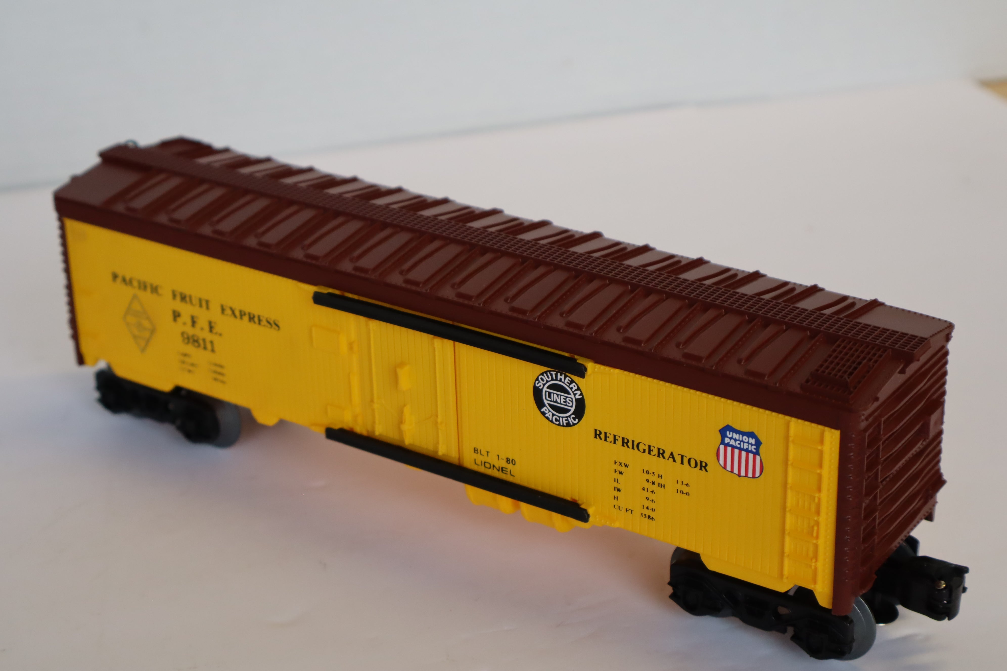 Lionel 6-9811 Famous American Railroad Union Pacific Reefer-Second hand-M7987
