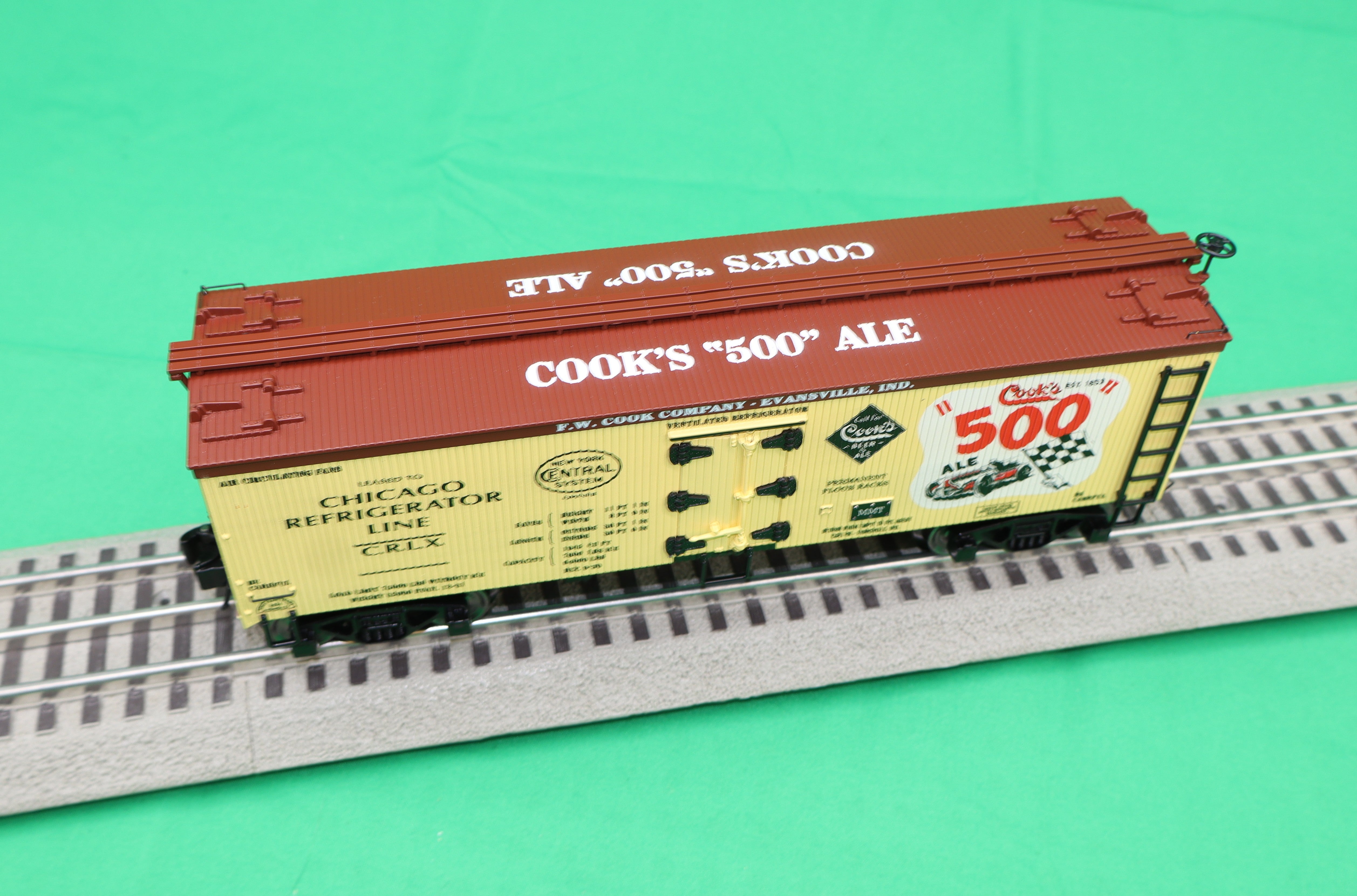 Ready Made Trains RMT-86199-153 - 36' Woodside Reefer Car "Chicago Refrigerator Line" (Cook's 500 Ale) - Custom Run for MrMuffin'sTrains