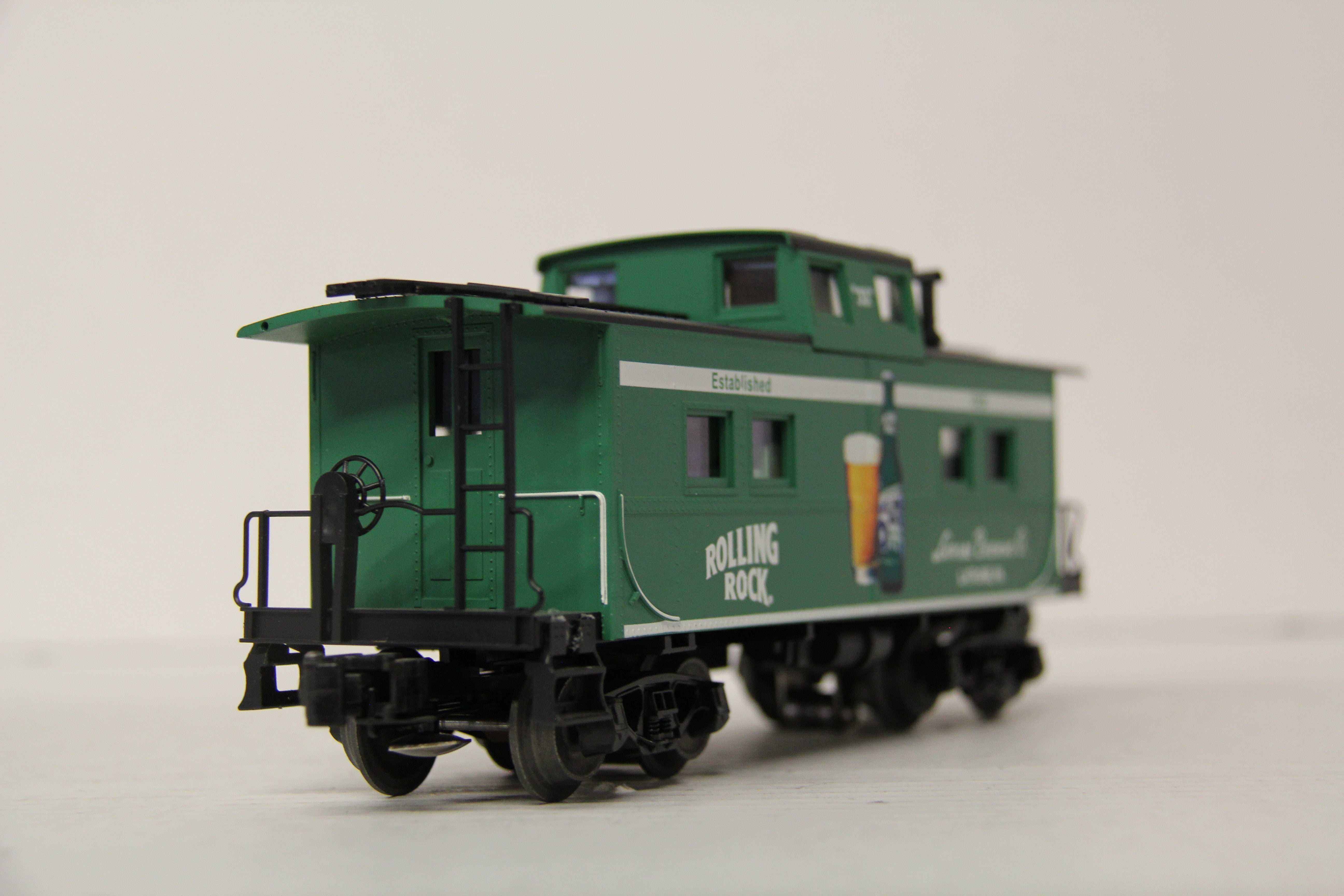 Weaver Rolling Rock Extra Pale Northeastern Caboose-Second hand-M6557