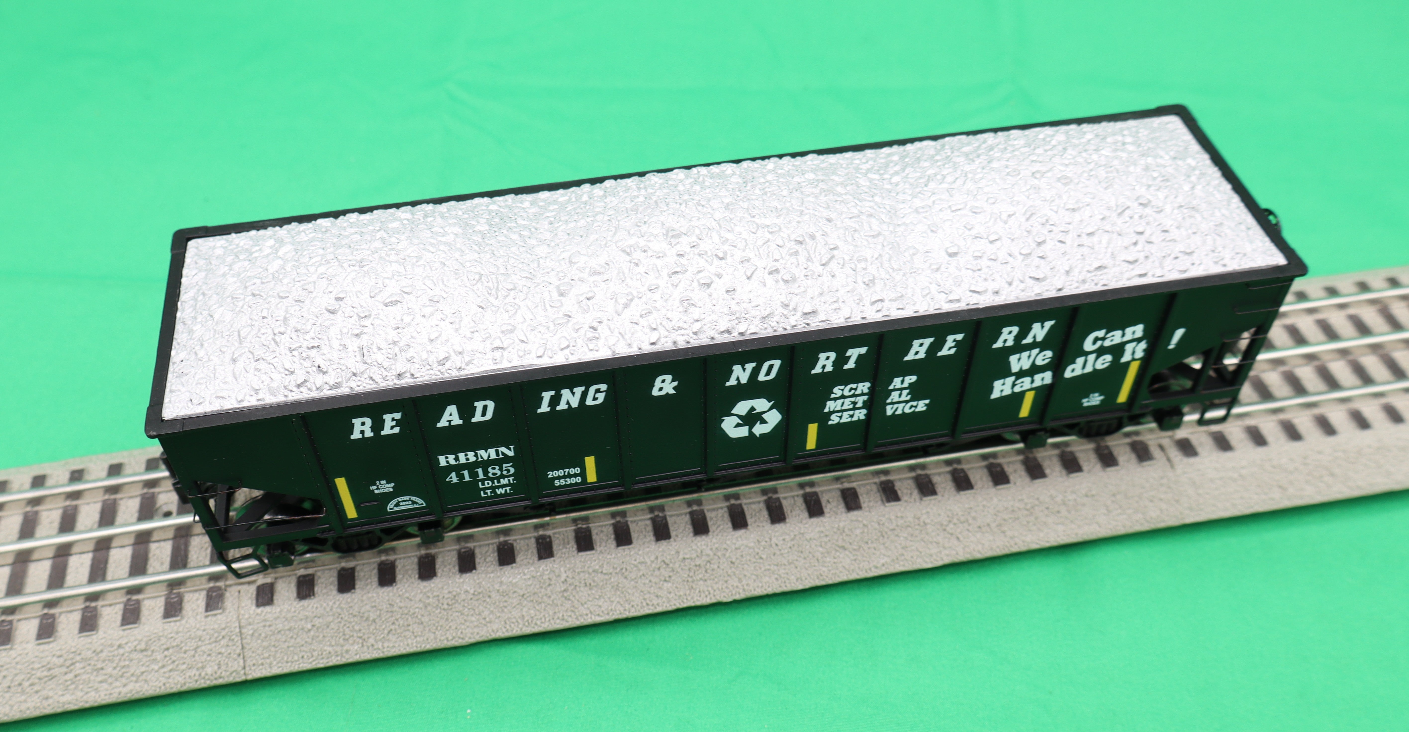 Ready Made Trains RMT-66212-2 - 70 Ton 3-Bay Coal Hopper Car "Reading & Northern" w/ Load