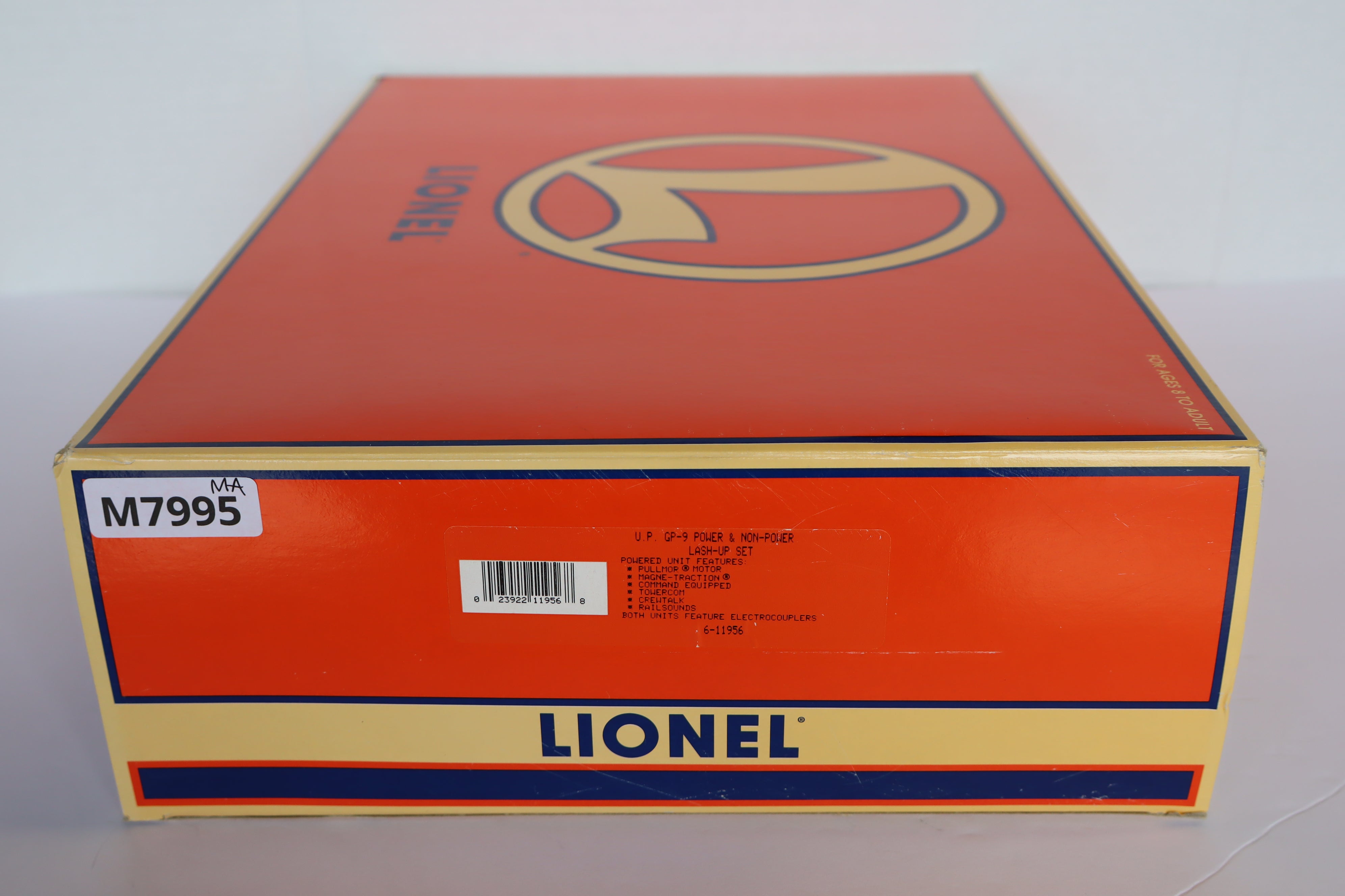 Lionel 6-11956 Union Pacific GP-9 Powered & Non Pwd Lash-up Set-Second hand-M7995
