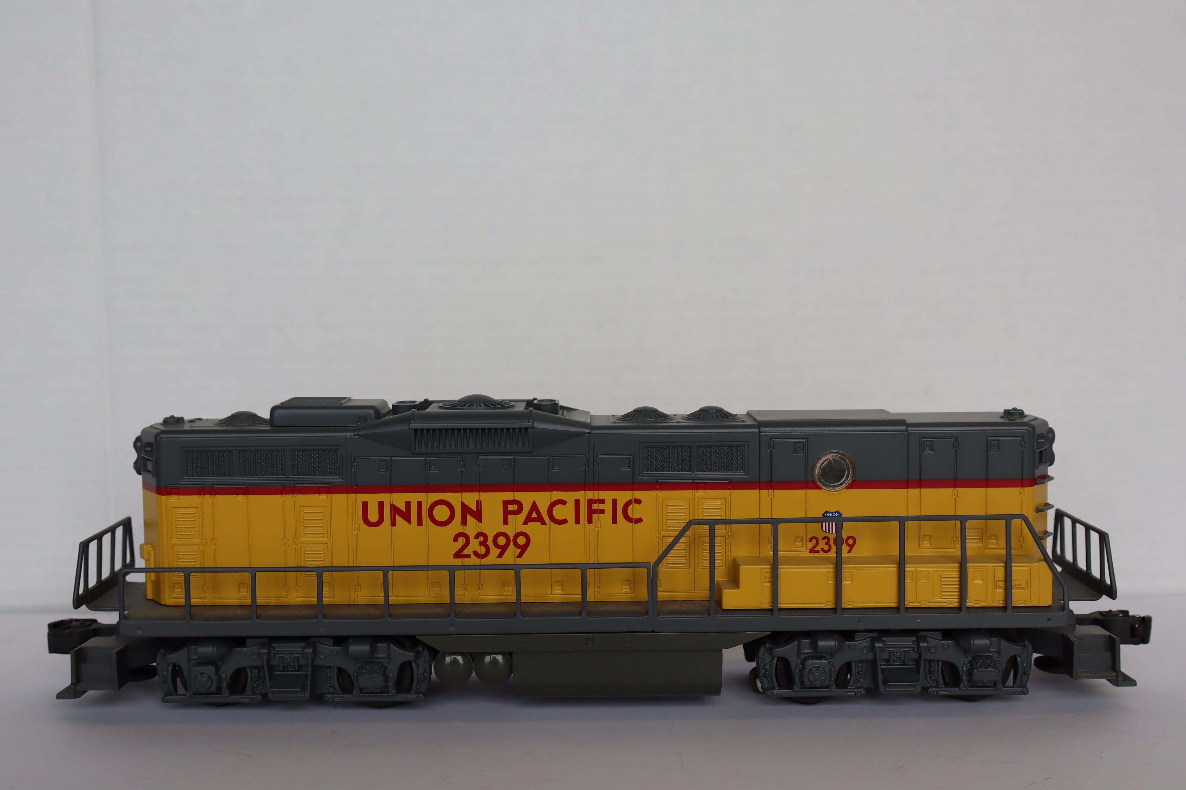 Lionel 6-18877 UP GP-9 Non Pwd B Unit-Second hand-M7997