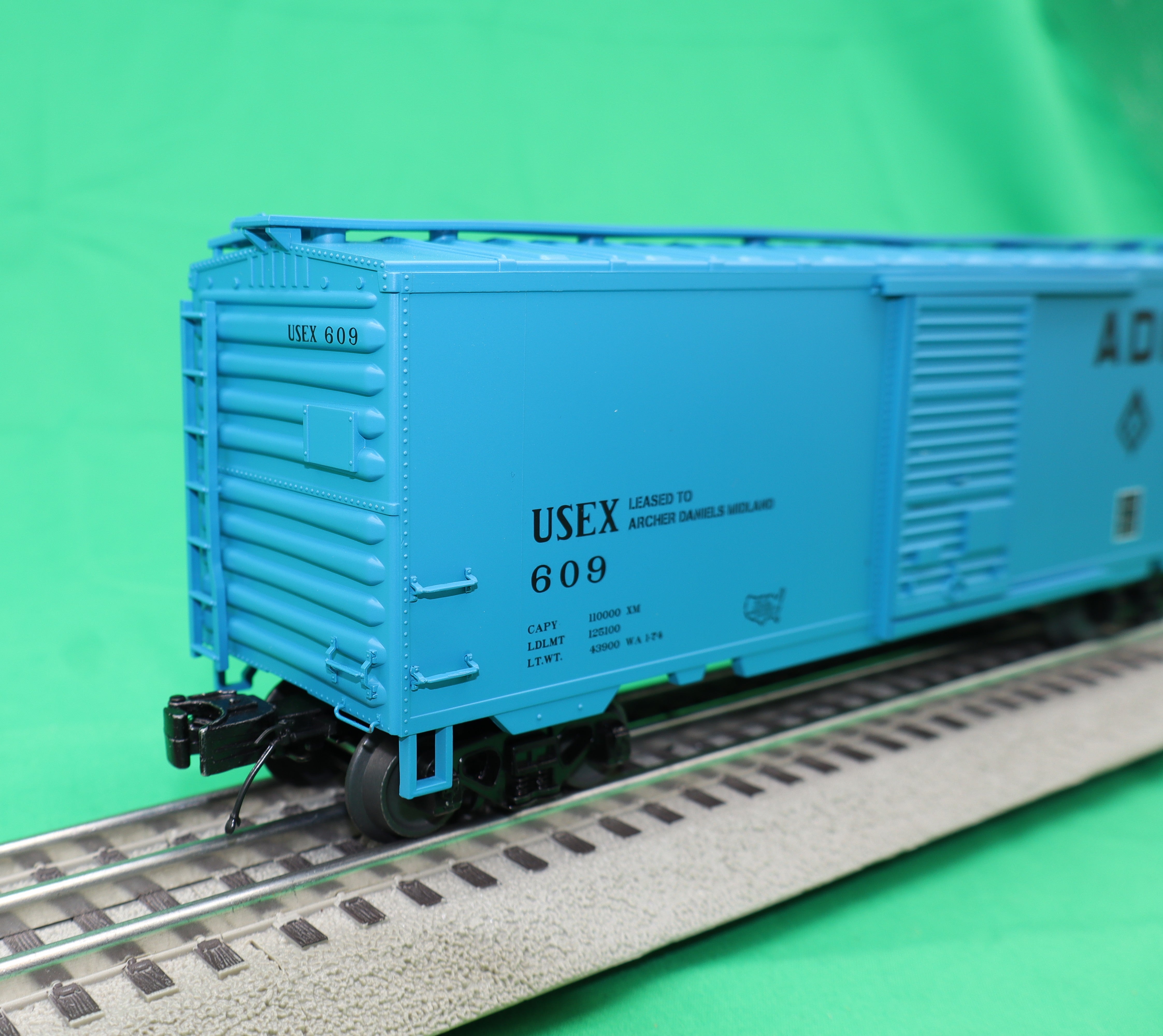 Atlas O 3001895 - Premier - 40' PS-1 Box Car "ADM" w/ 6' Door