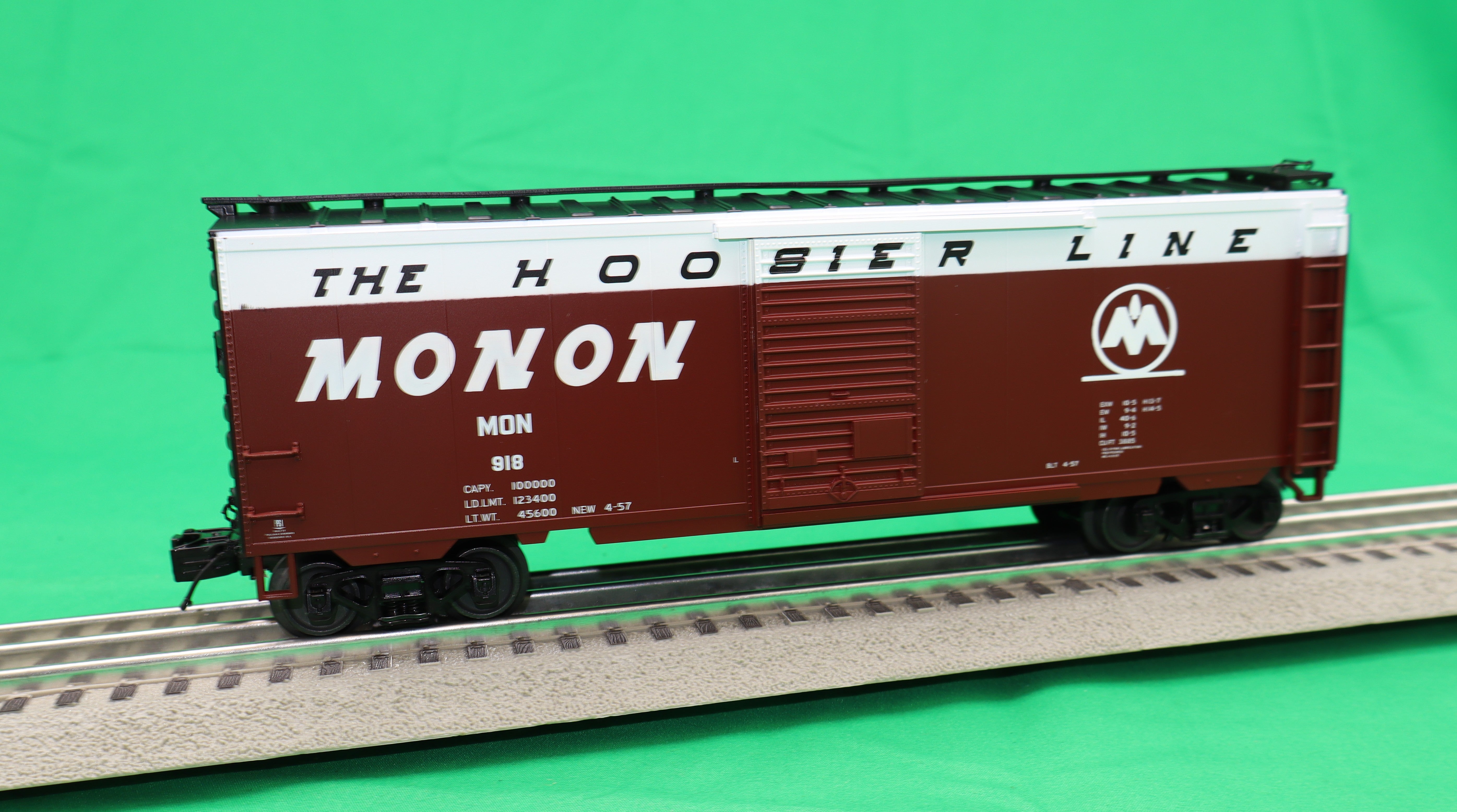 Atlas O 3001897 - Premier - 40' PS-1 Box Car "Monon" w/ 6' Door