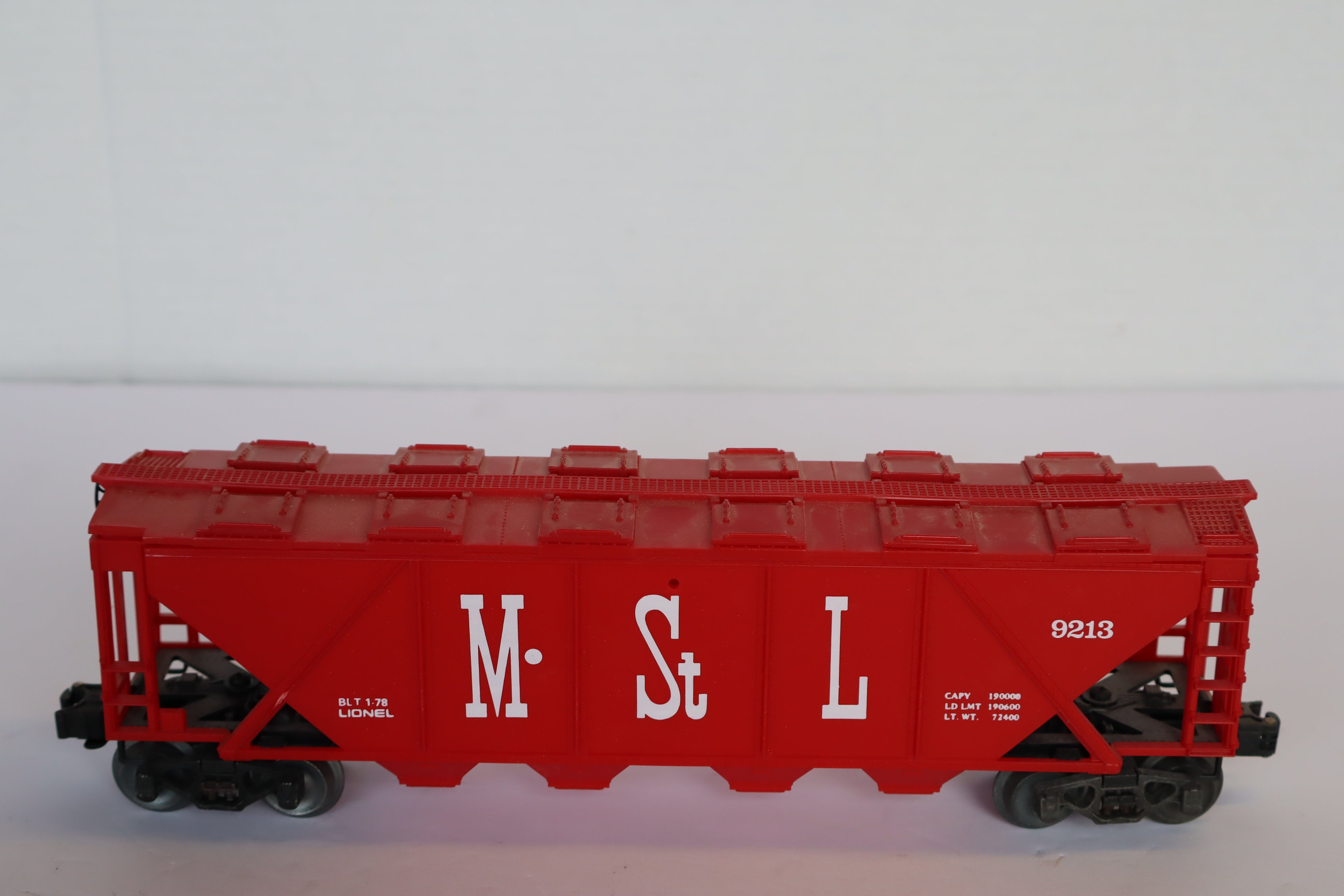 Lionel 6-9213 Minneapolis & St. Louis Covered Hopper-Second hand-M8002