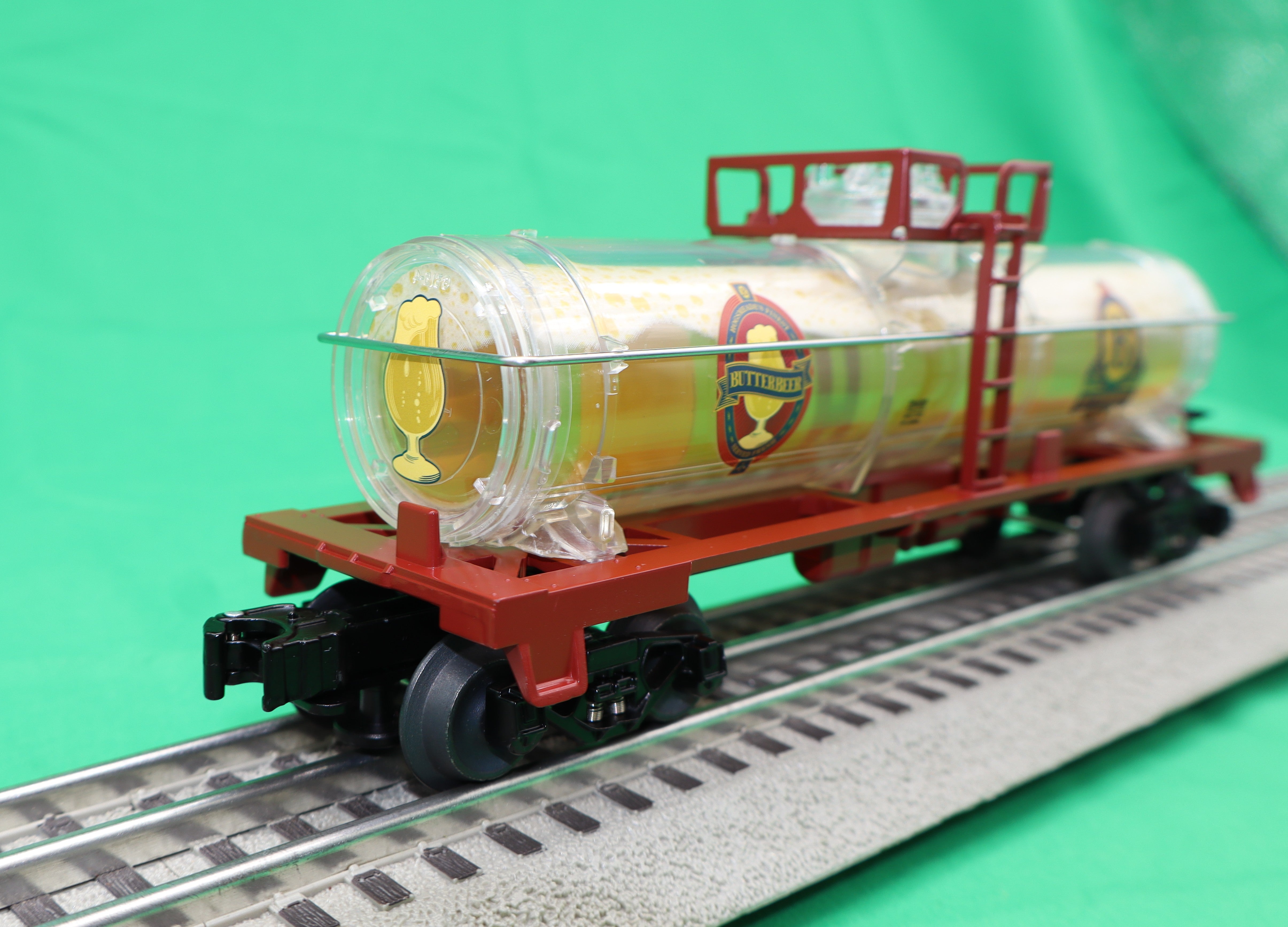 Lionel 2528400 - Harry Potter - Tank Car "Butterbeer"