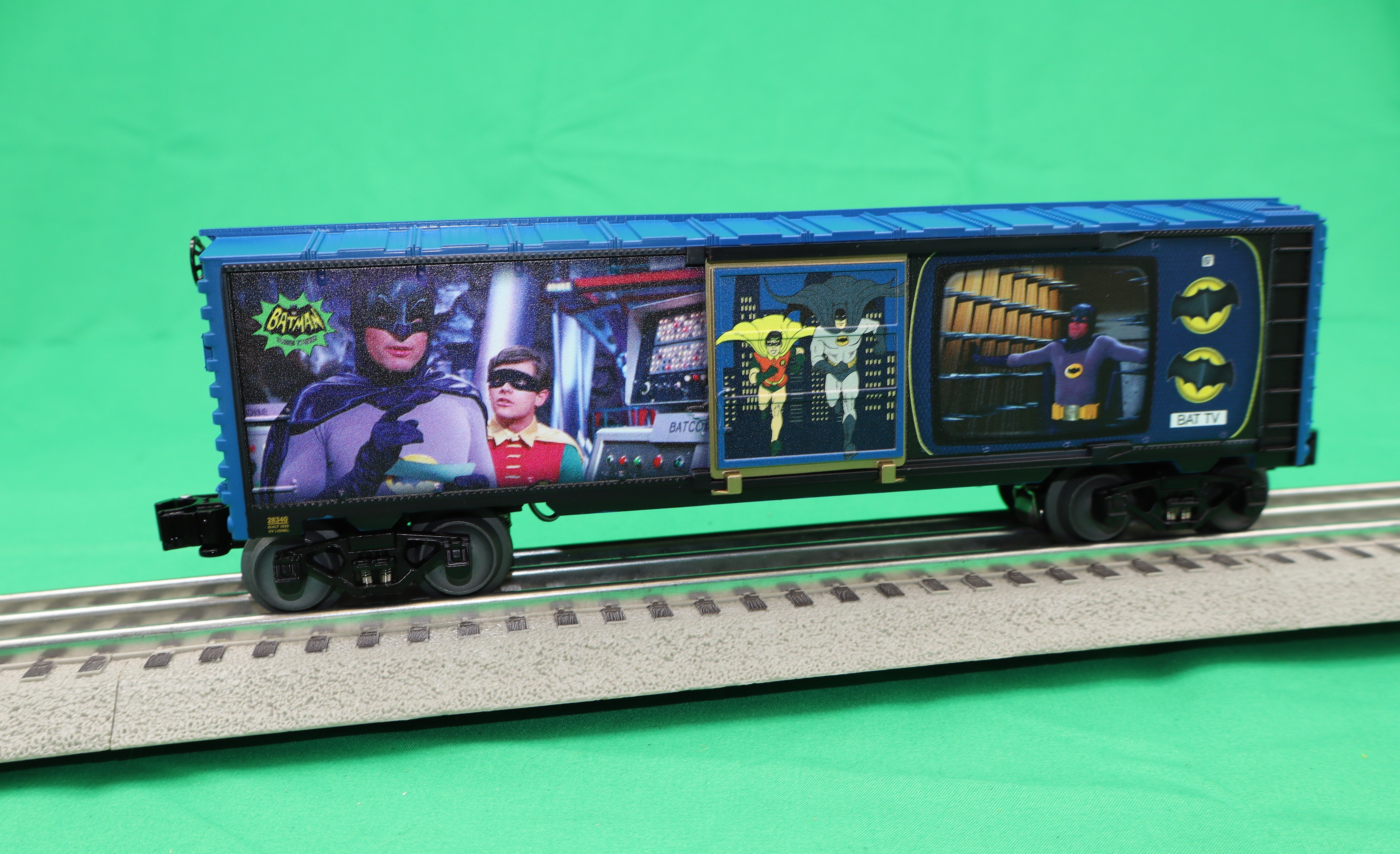 Lionel 2528340 - DC Comics - Illuminated Classic TV Boxcar "Batman"