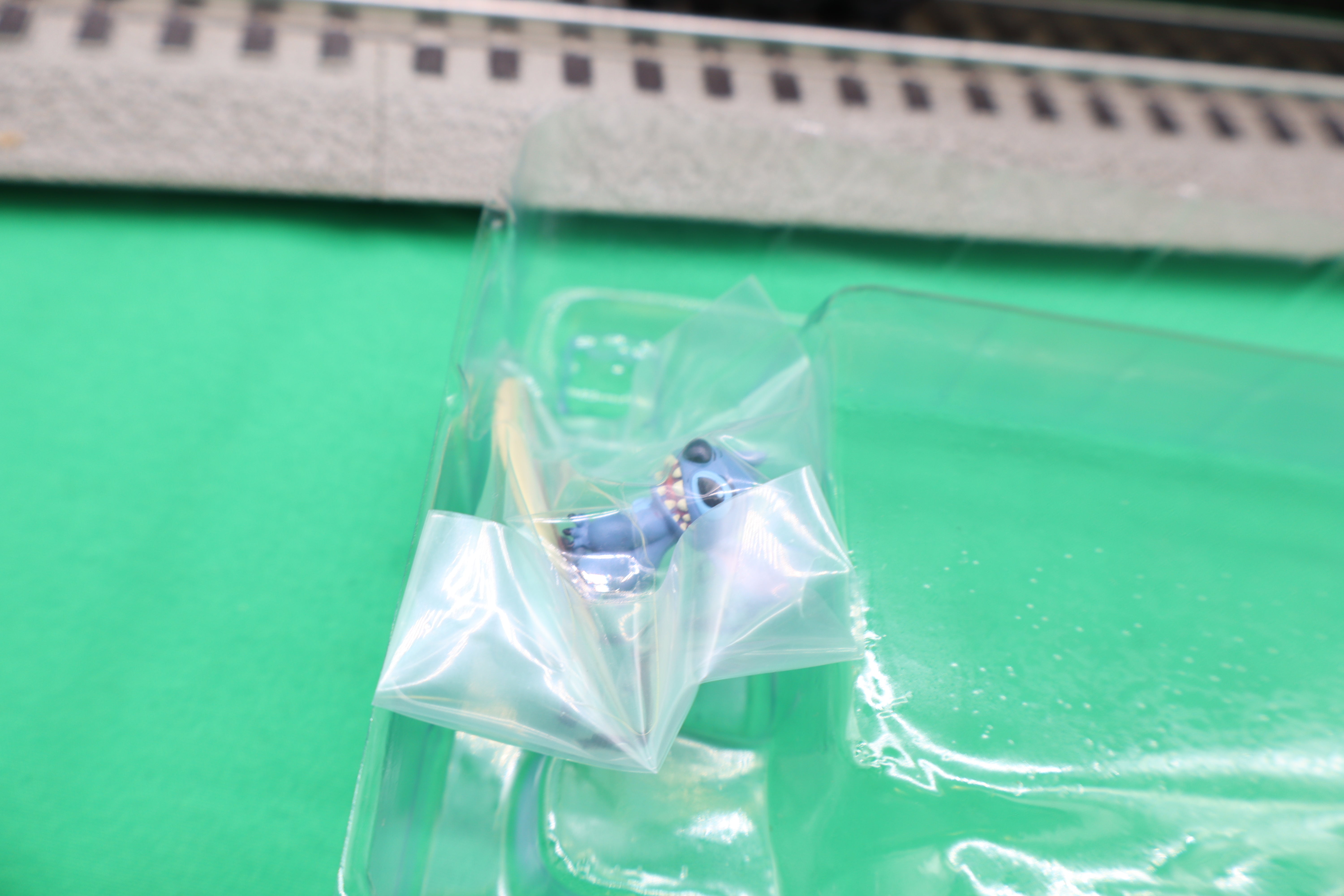 Lionel 2528580 - Disney - Boxcar "Surfing Stitch"