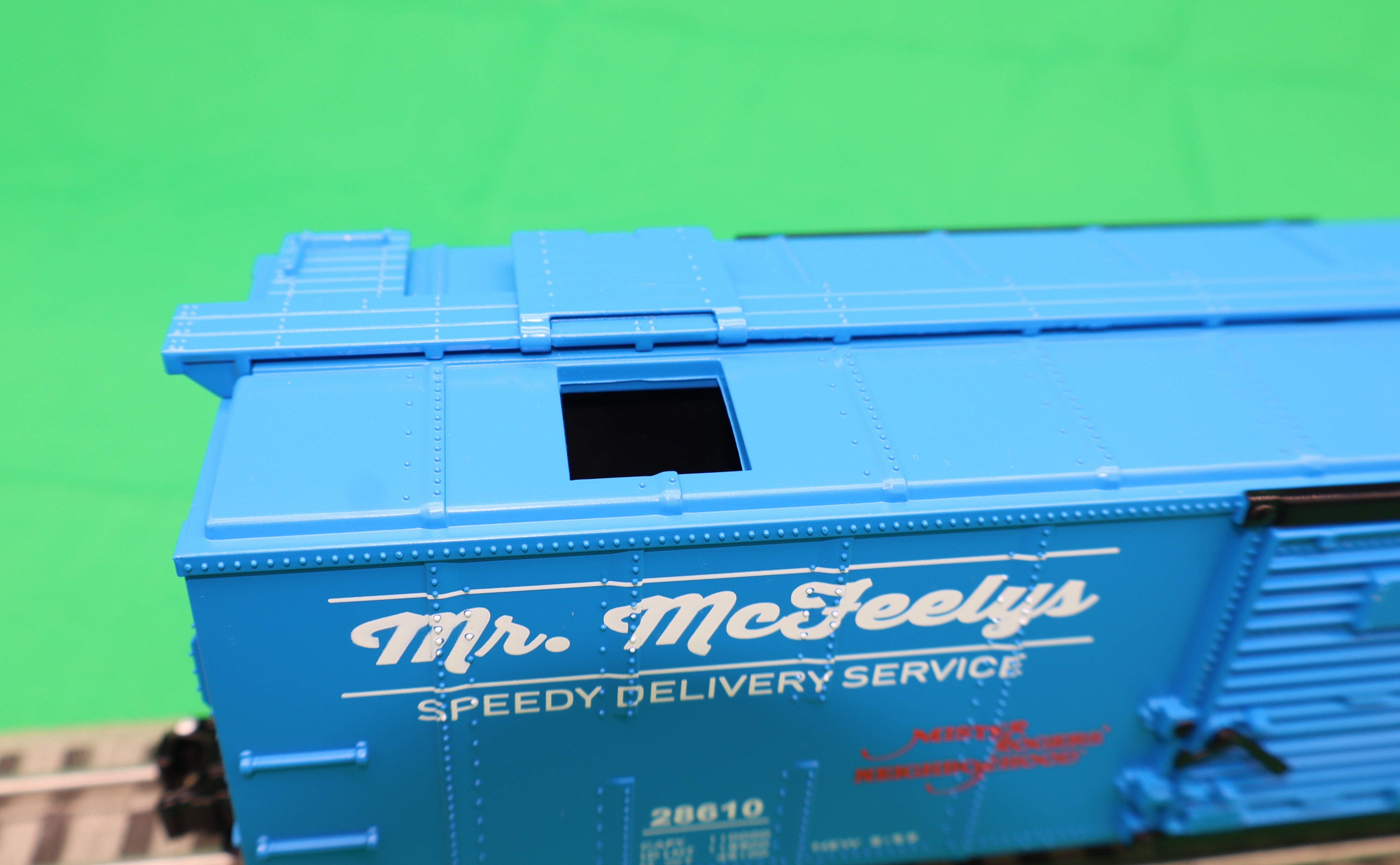 Lionel 2528610 - Mister Rogers' Neighborhood - Mail Car "Mr McFeely"