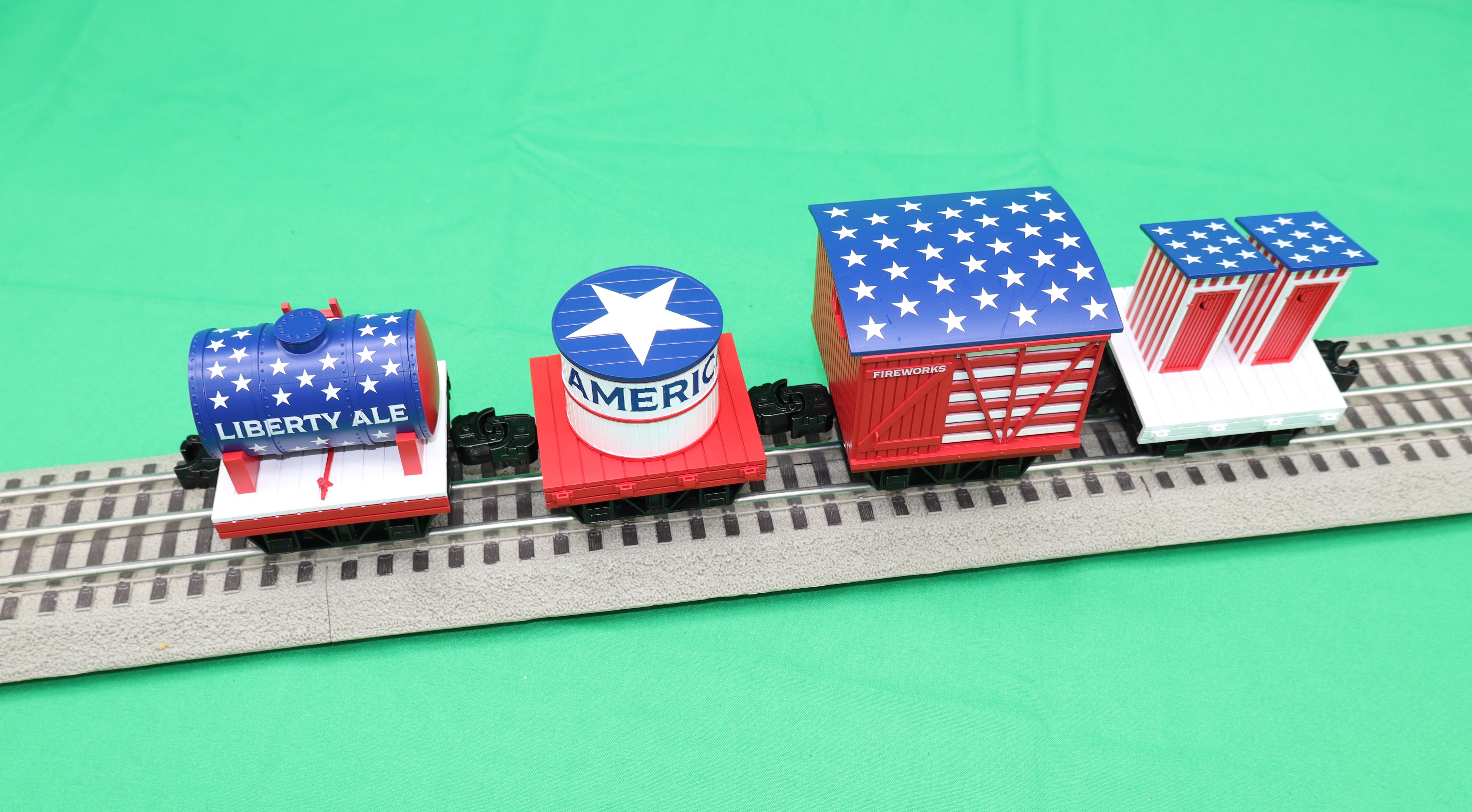 Lionel 2526810 - Disconnect Car Set "U.S.A" (4-Car)