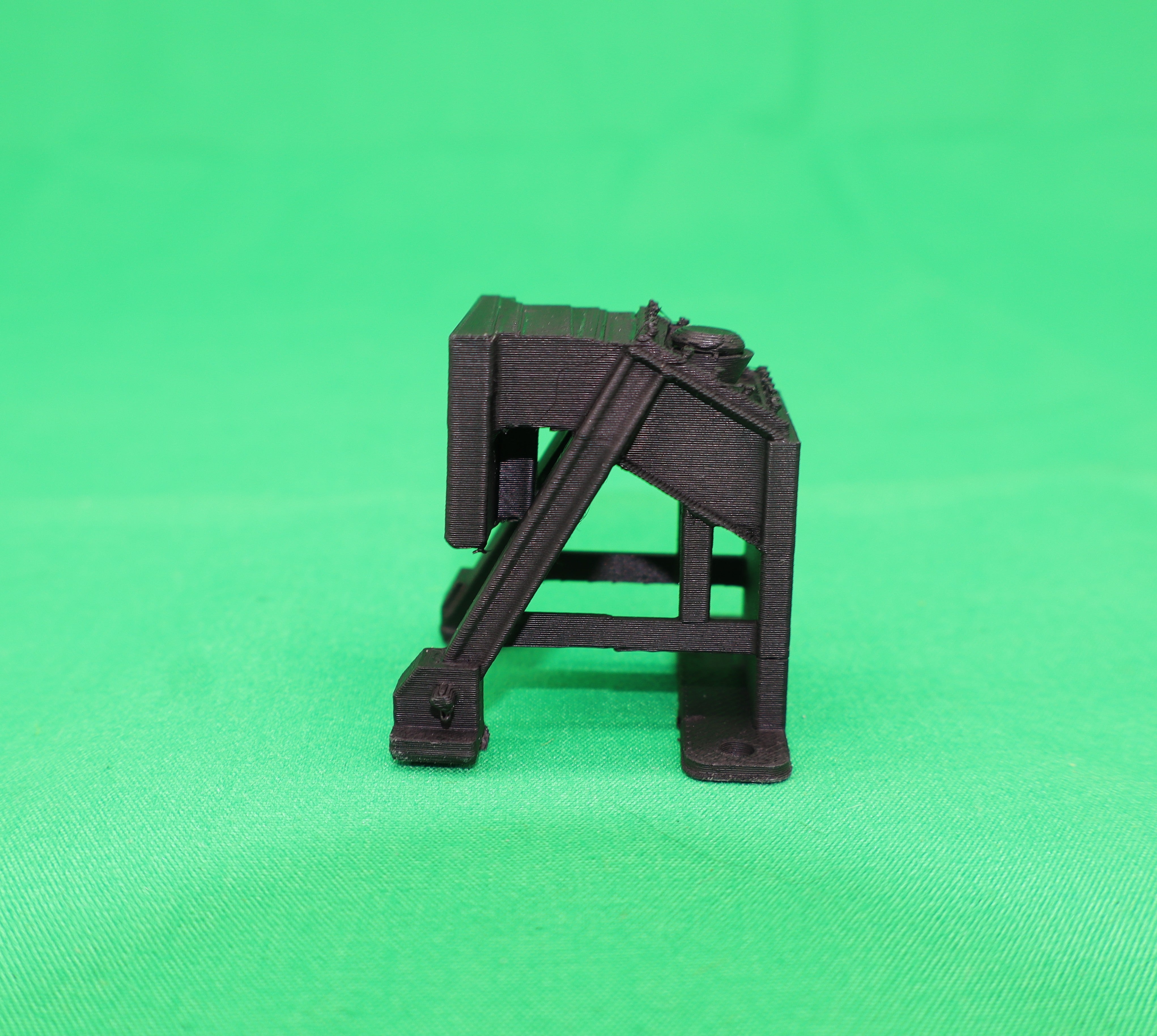 K & R Custom Models #9014 - Un-Lighted Stub Bumper