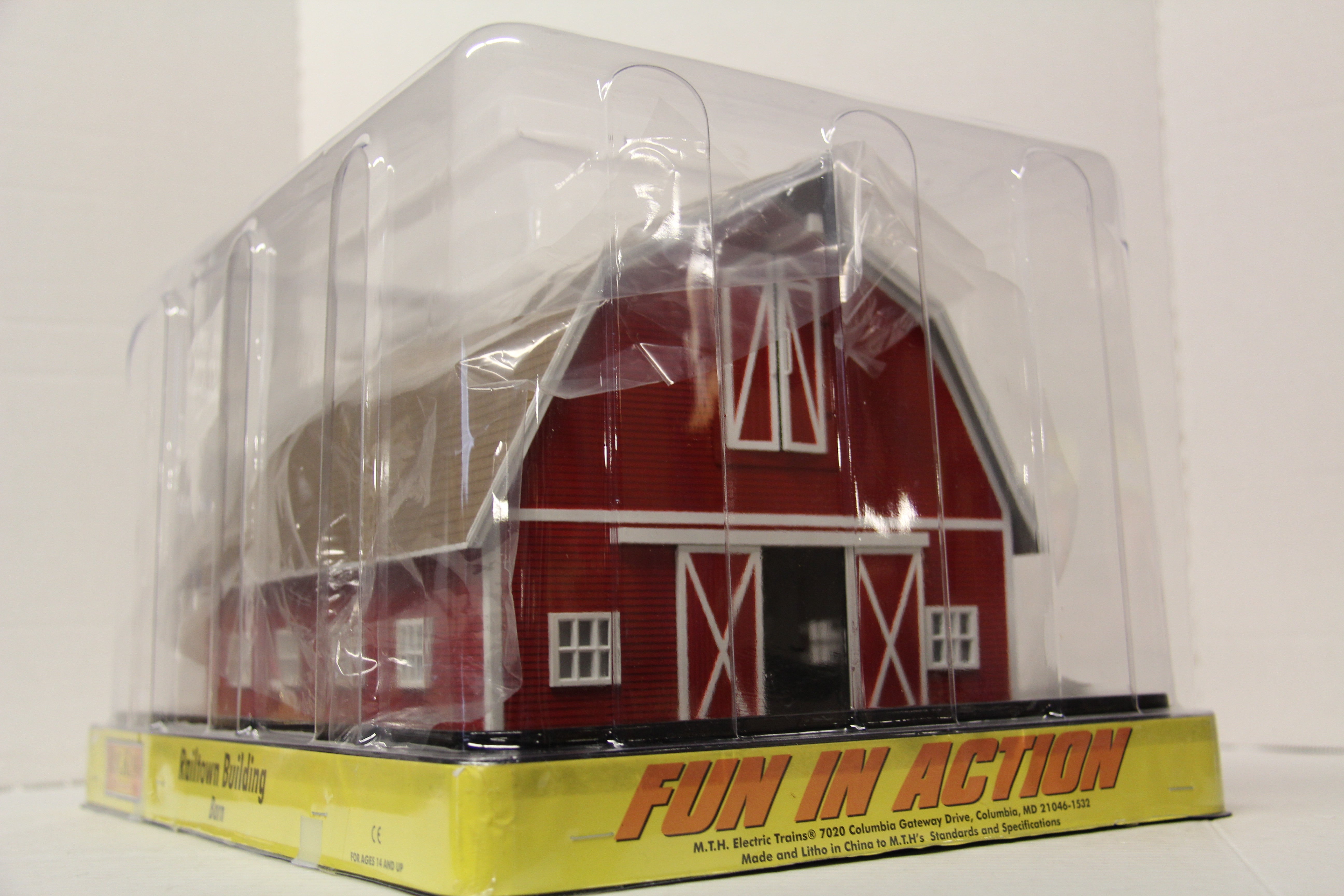 Rail King 30-90502 Red Barn with Brown Roof-Second hand-M6586