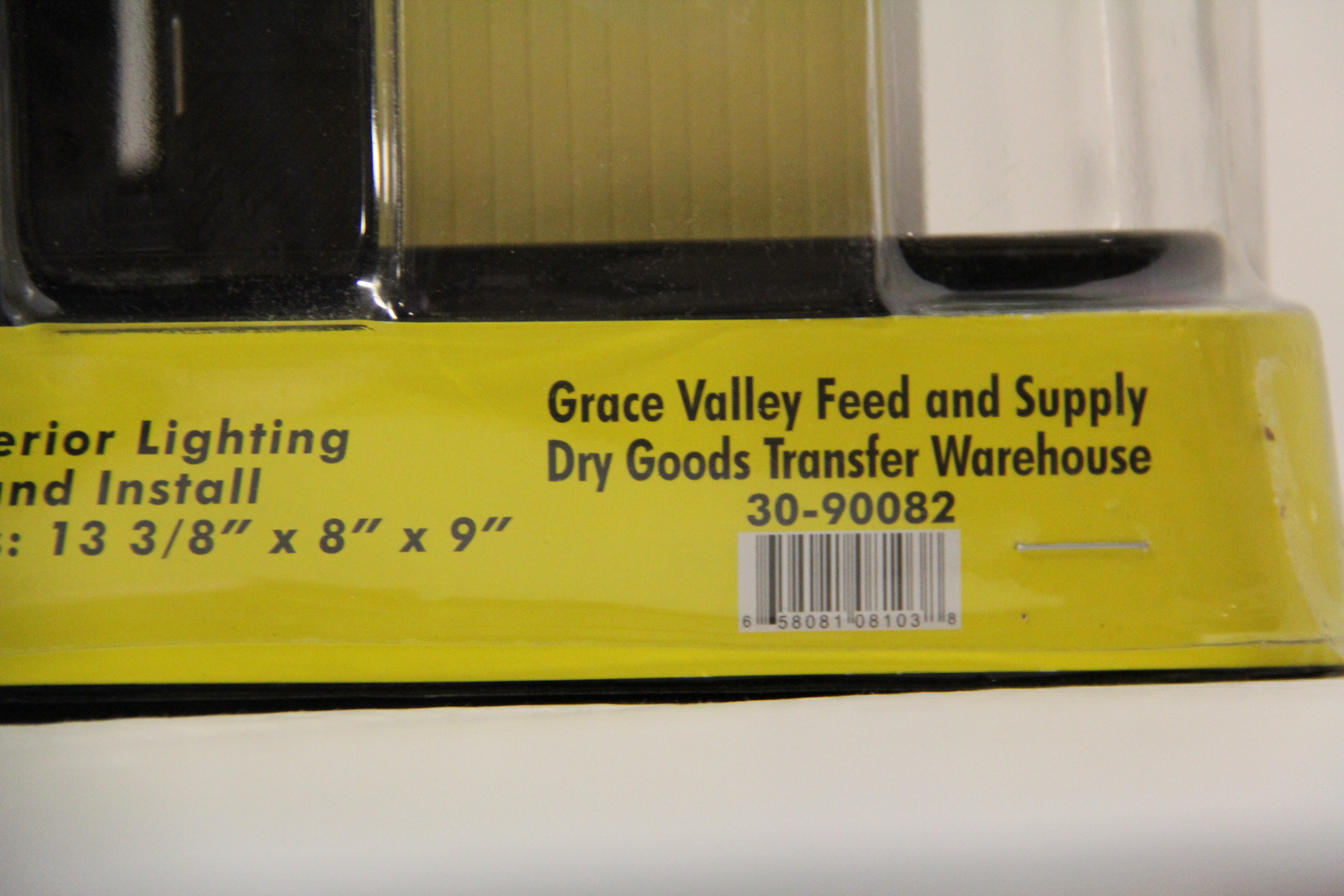 Rail King 30-90082 Grace Valley Feed & Supply Dry Goods Transfer Warehouse-Second hand-M6583