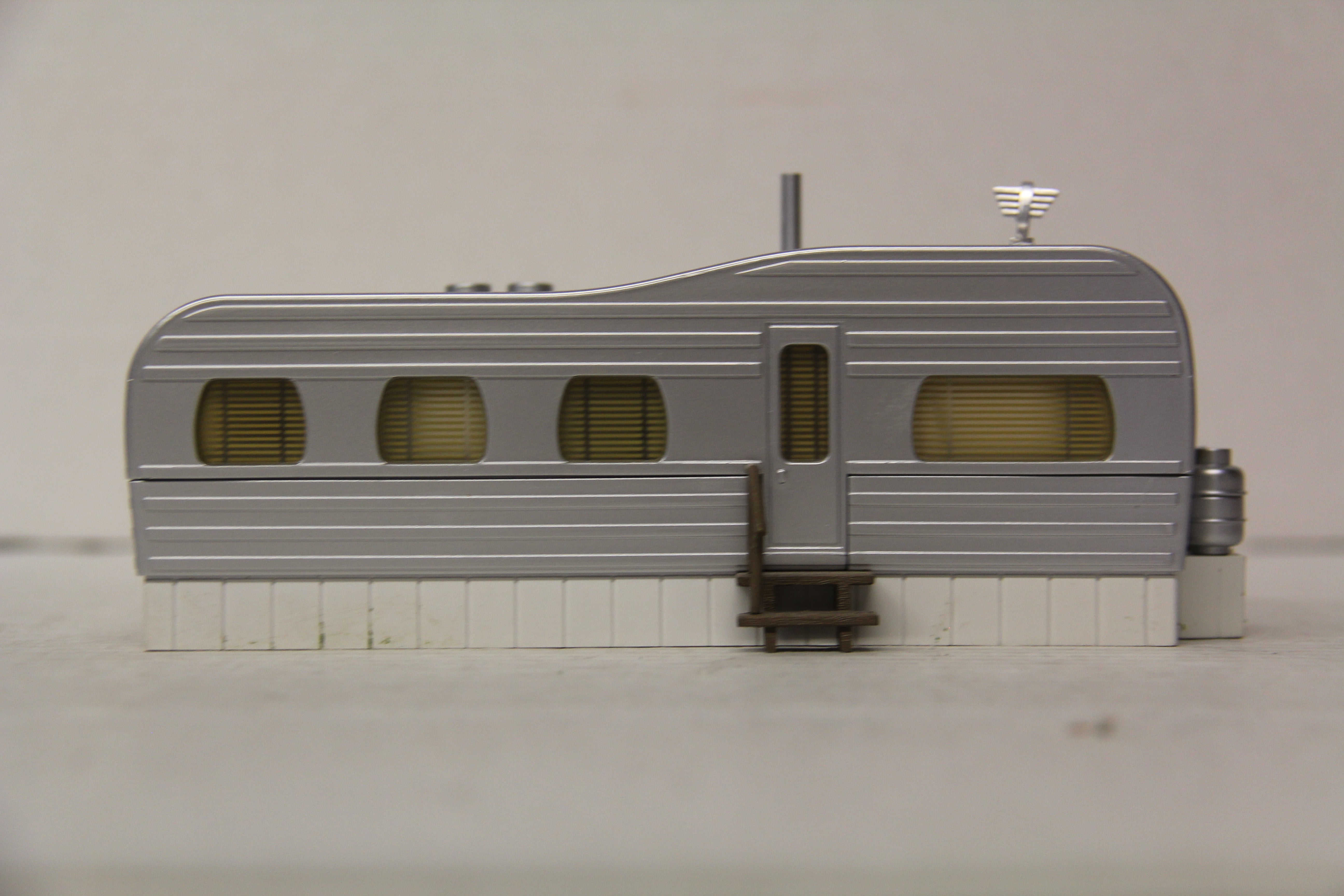Rail King 30-90005 Mobile Home Stainless-Second hand-M6587
