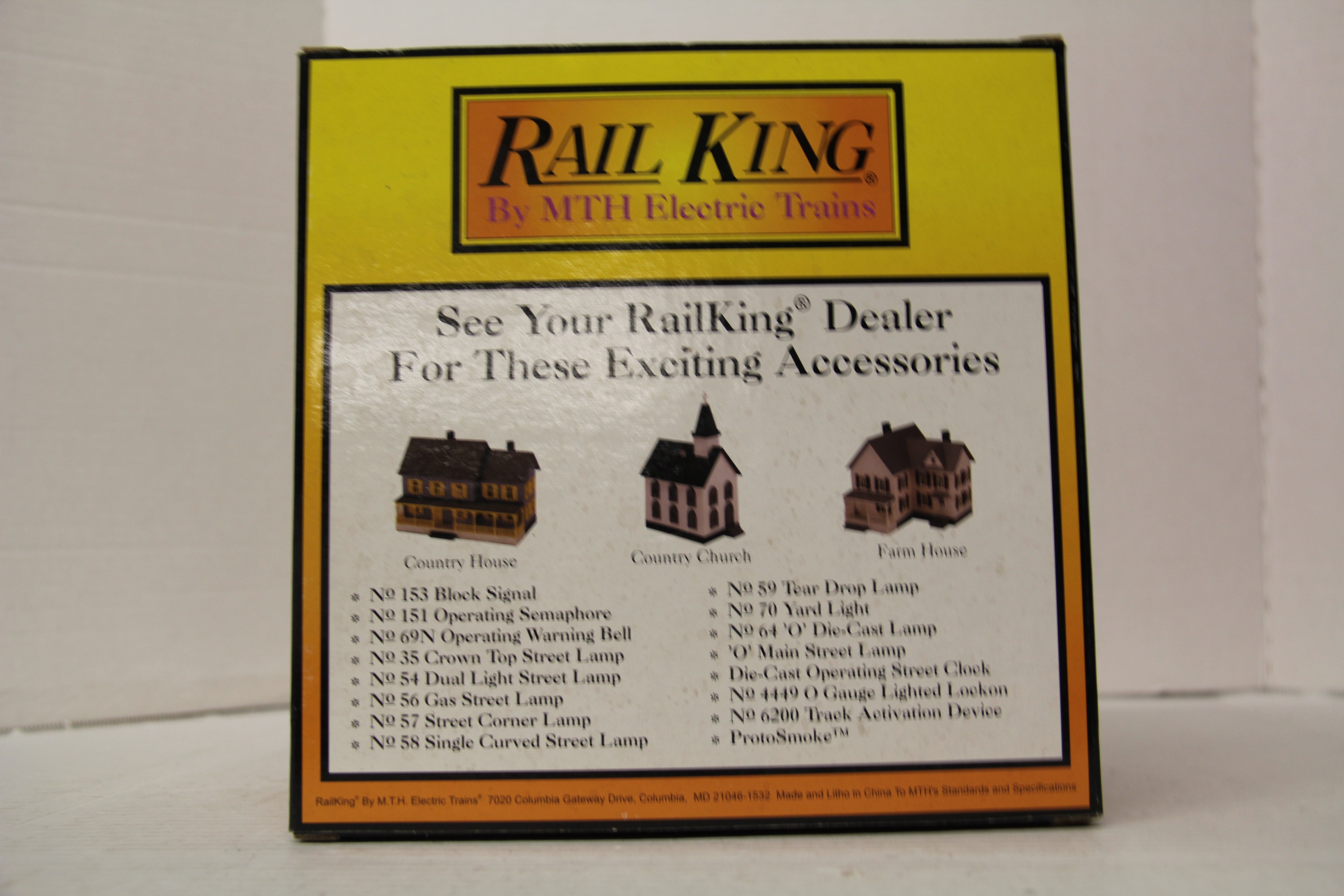 Rail King 30-9044 Row house Brown w/ Creme Shutters-Second hand-M6588