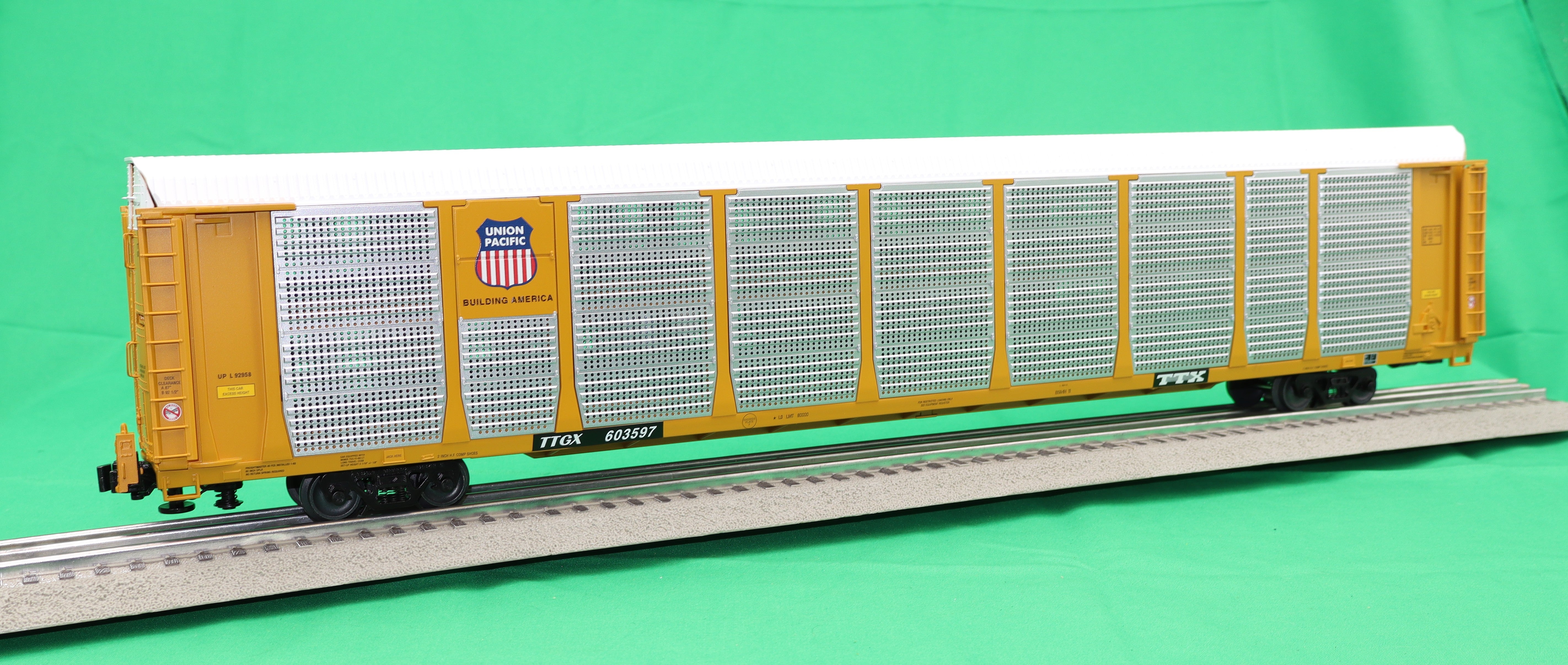 Lionel 2526460 - Vision Line Autorack "Union Pacific" #603597