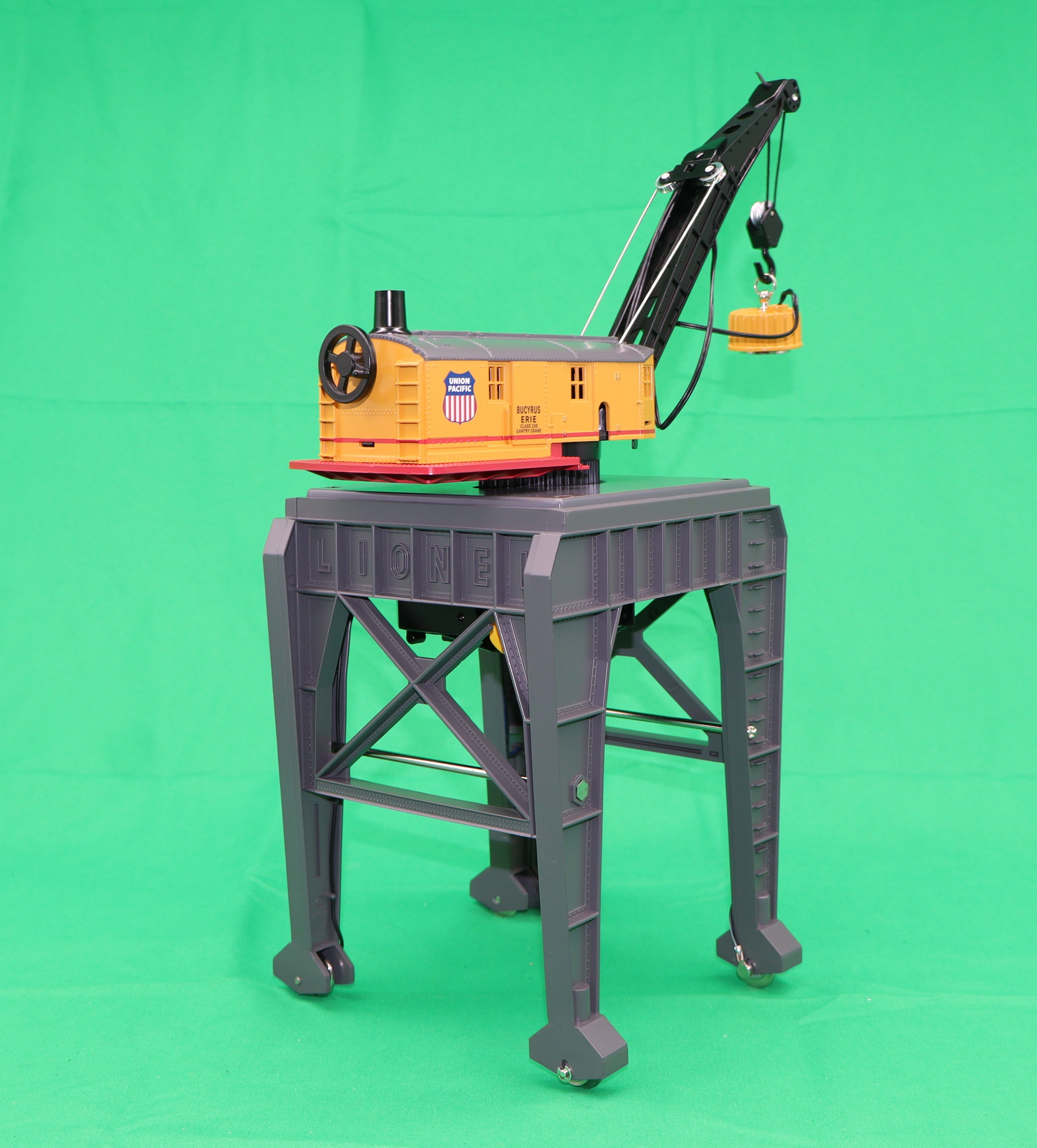 Lionel 2529030 - Command Control Gantry Crane "Union Pacific" #18062