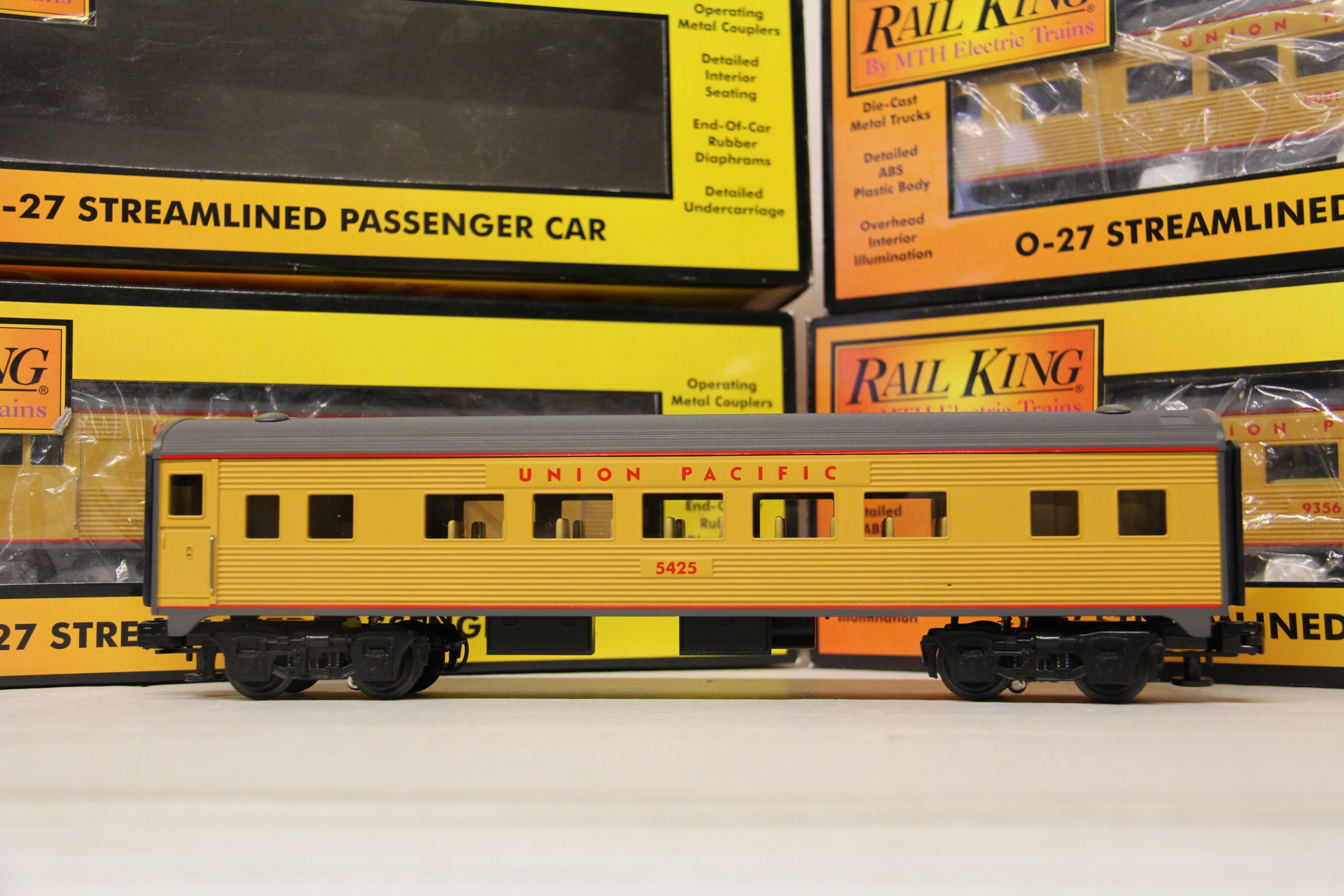 Rail King RK 30-6030, 31, 32, 33 Union Pacific Streamlined Baggage Car 4 Set-Second hand-M6595