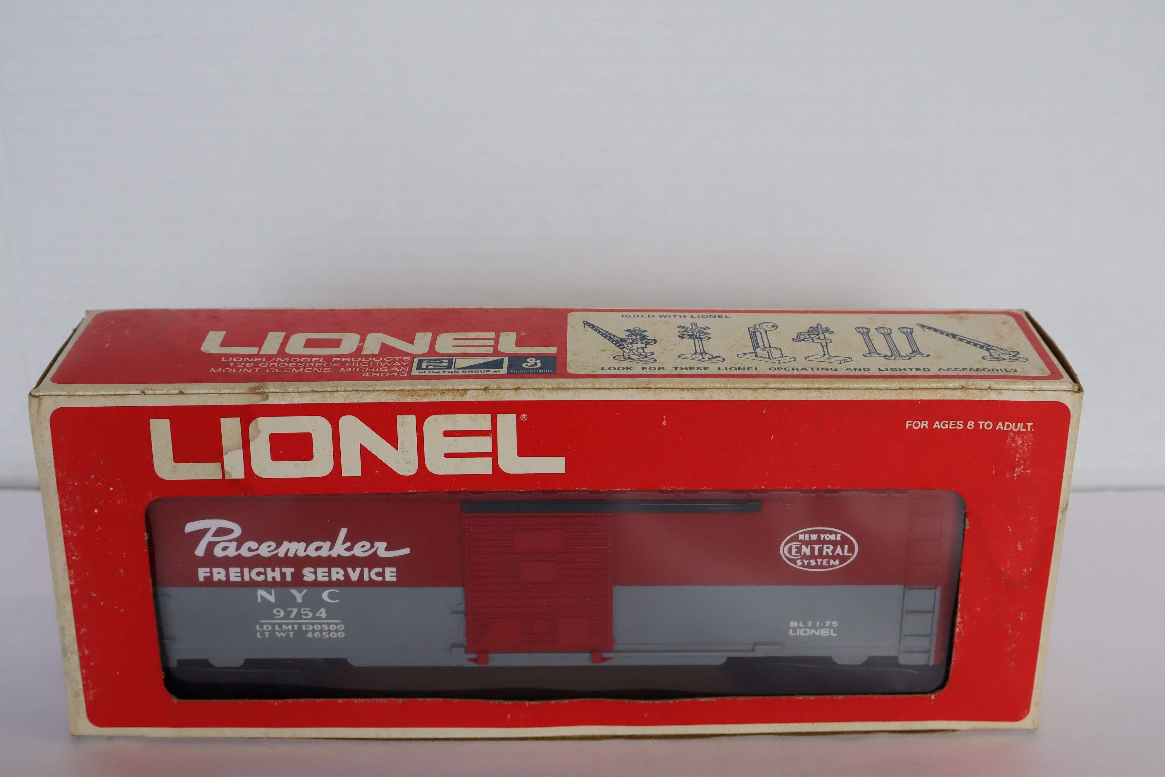 Lionel 6-9754 NYC Pacemaker Box Car-Second hand-M8043