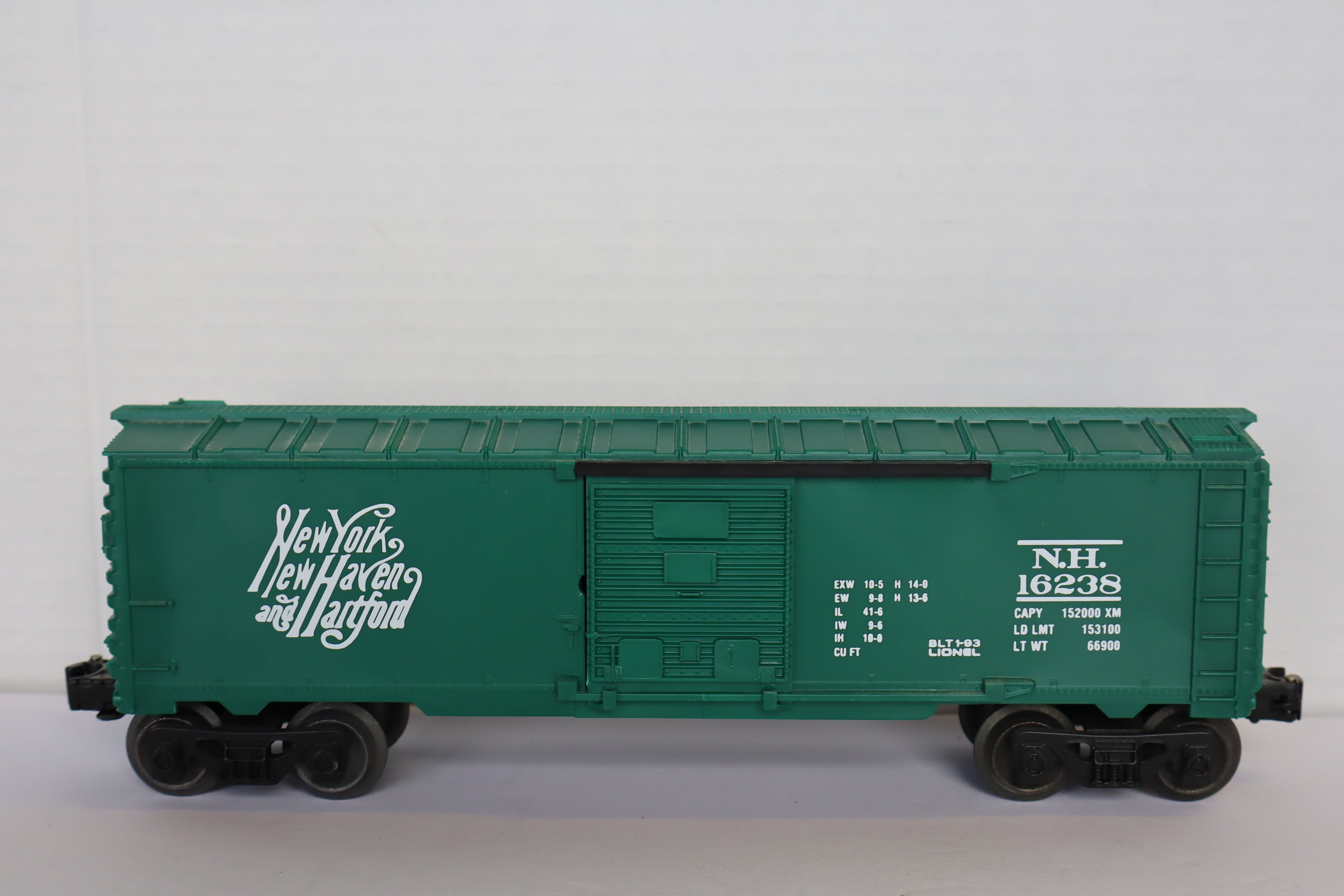 Lionel 6-16238 New York, New Haven & Hartford Boxcar-Second hand-M8045
