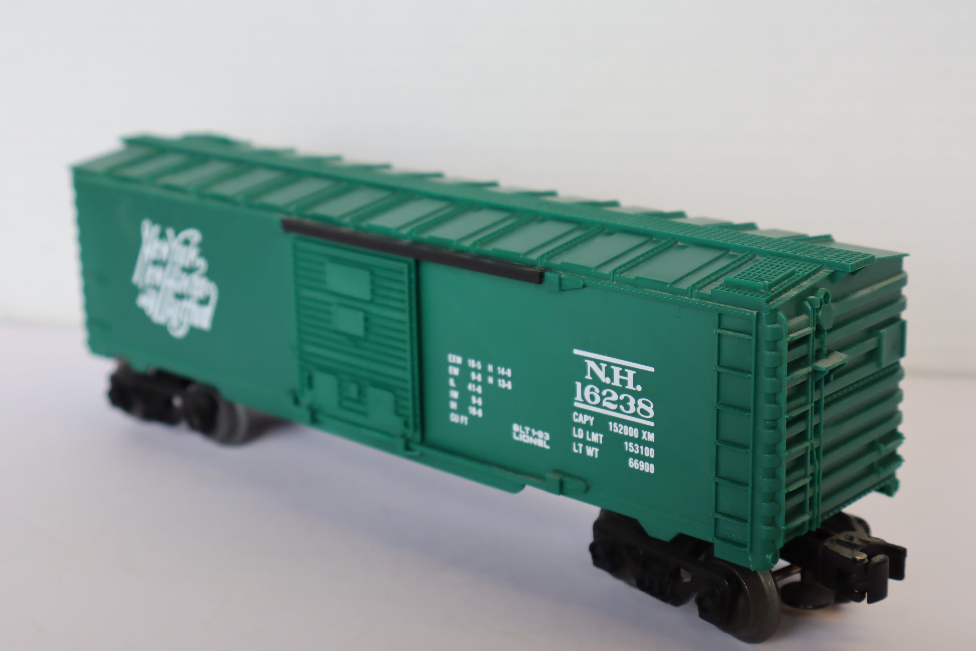 Lionel 6-16238 New York, New Haven & Hartford Boxcar-Second hand-M8045