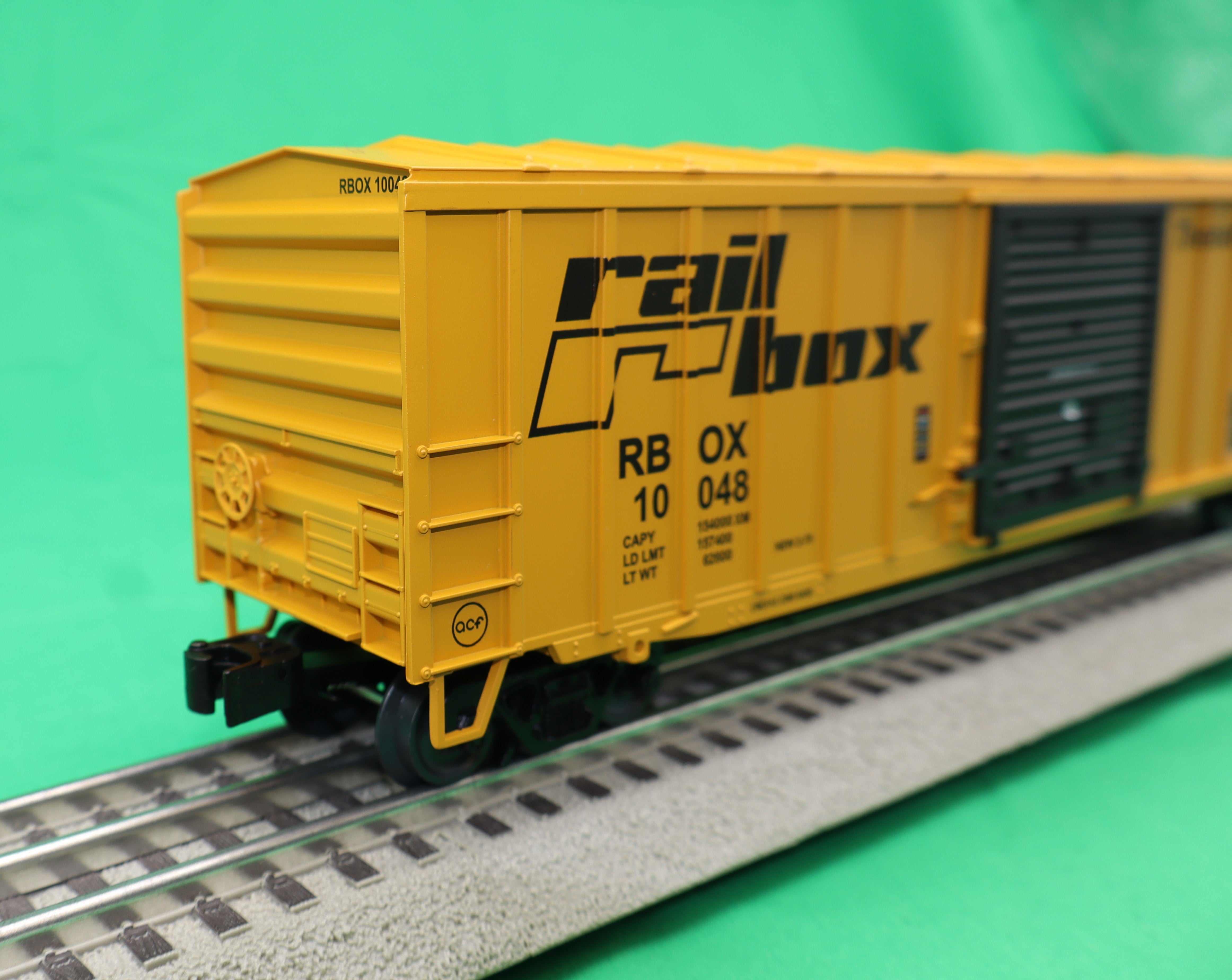 Lionel 2542291 - ACF 50' Boxcar "Railbox" #10048