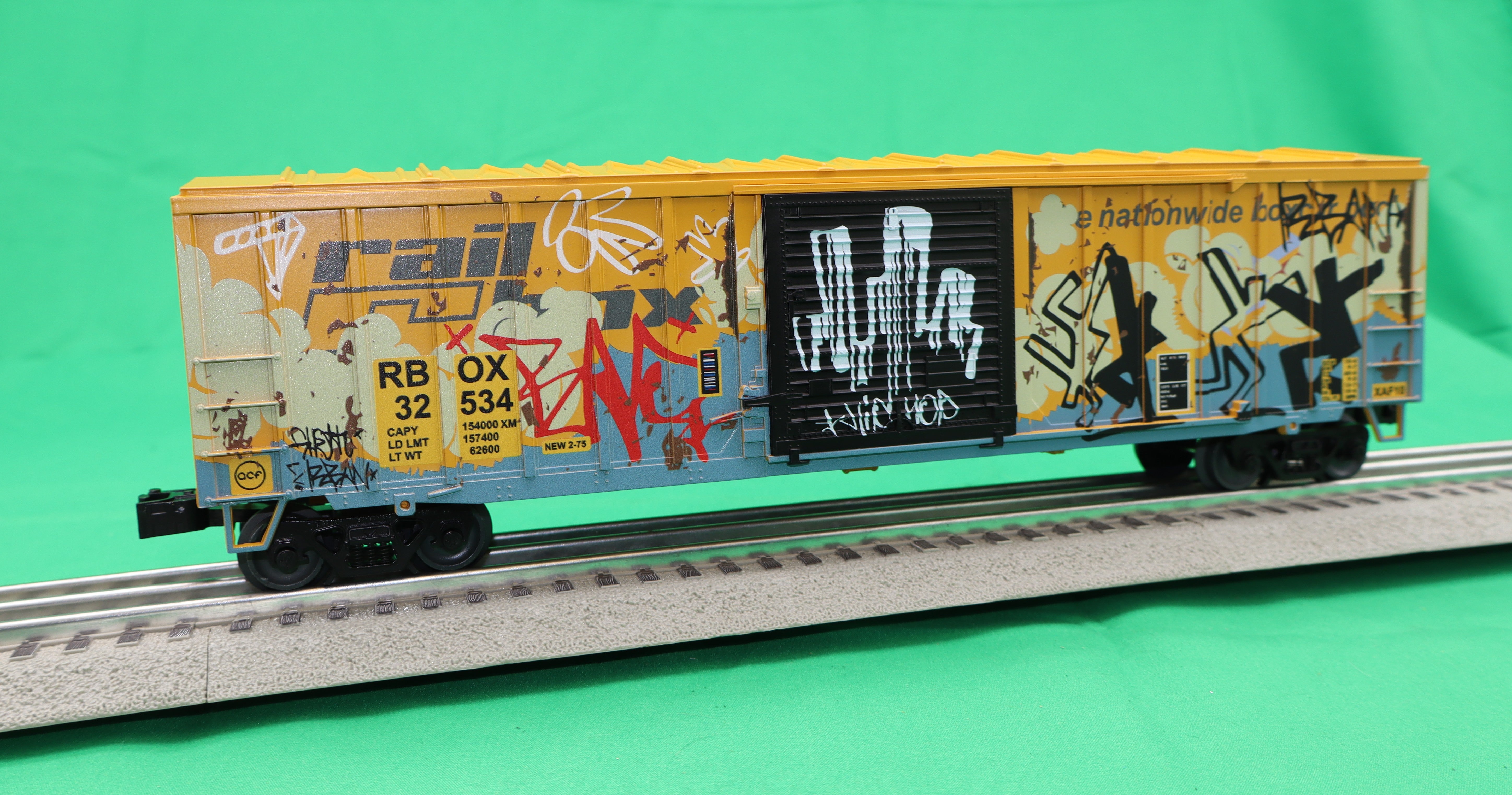 Lionel 2542302 - ACF 50' Boxcar "Railbox" #32534 (Weathered)