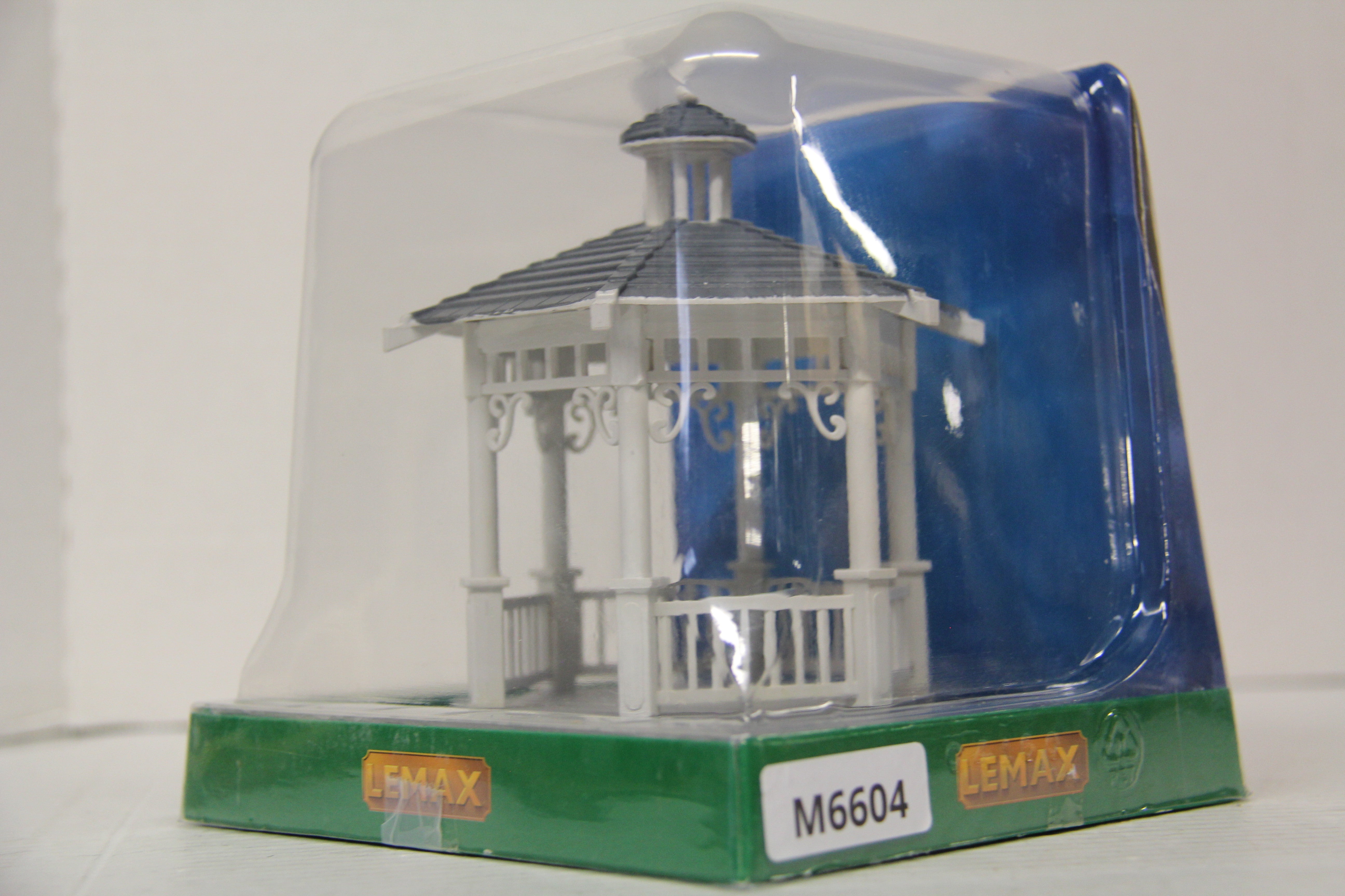 Lemax Gazebo-Second hand-M6604