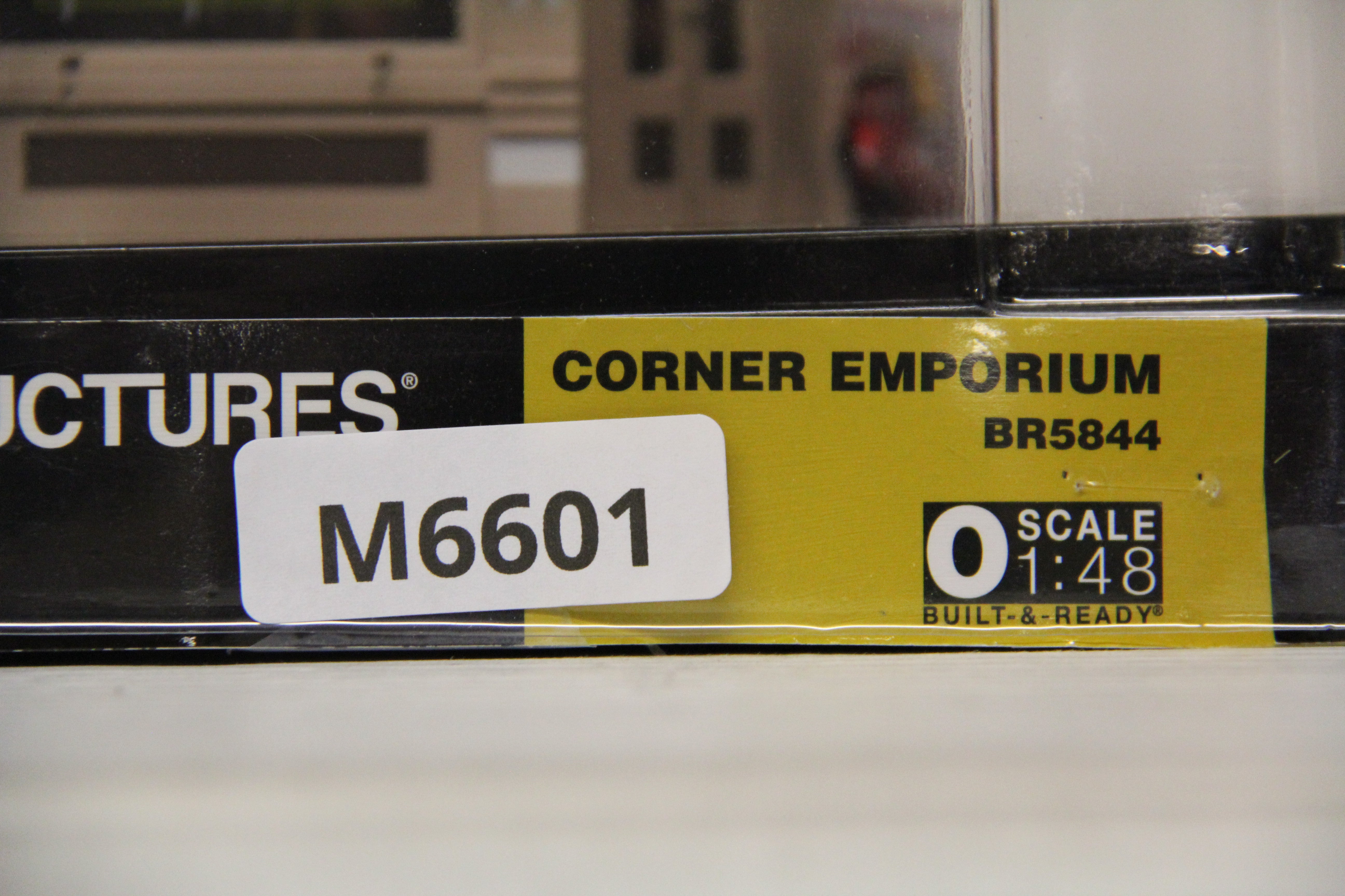 Woodland Scenics BR5844 Corner Emporium 1:48-Second hand-M6601