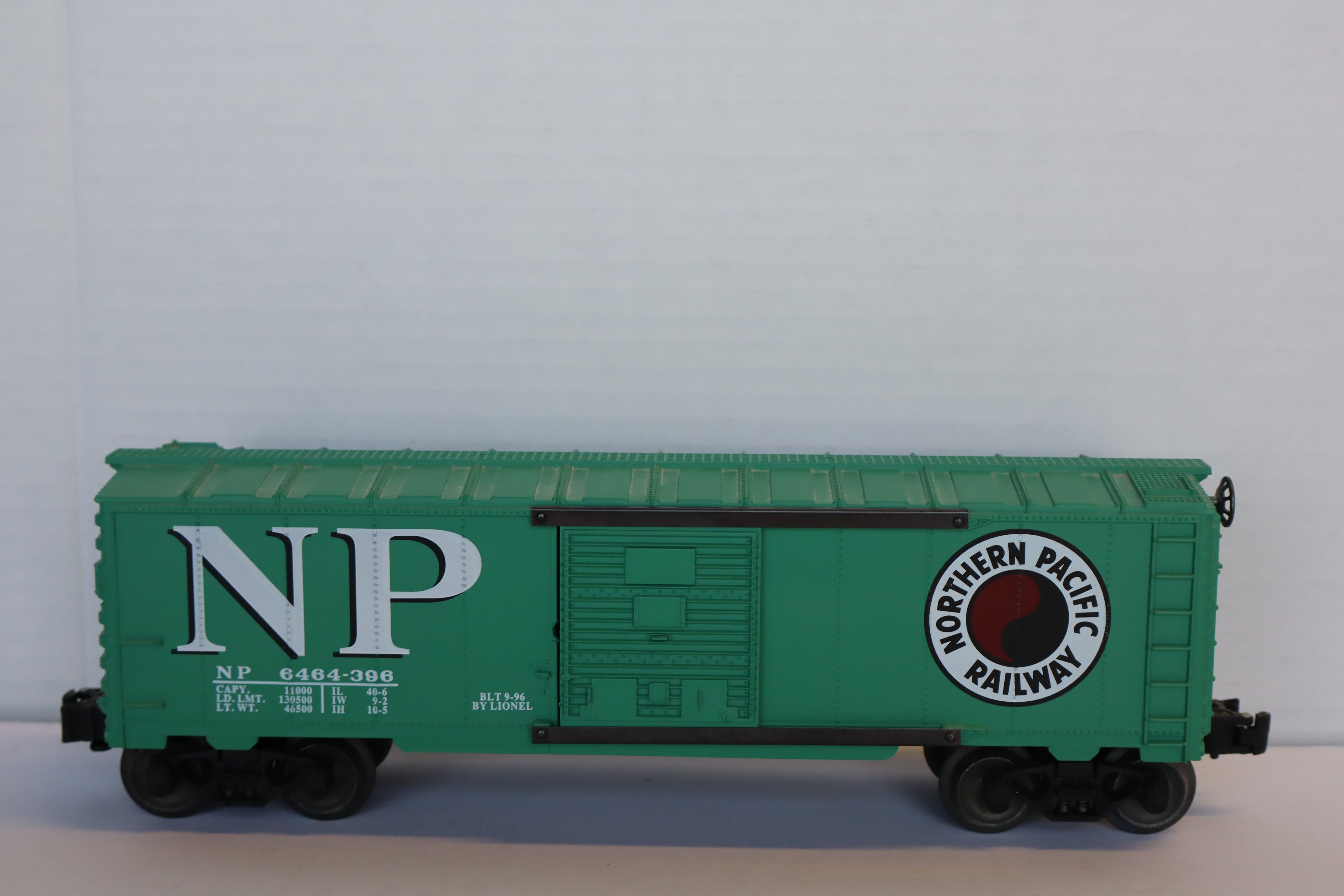 Lionel 6-25010 Northern Pacific Boxcar-Second hand-M8052