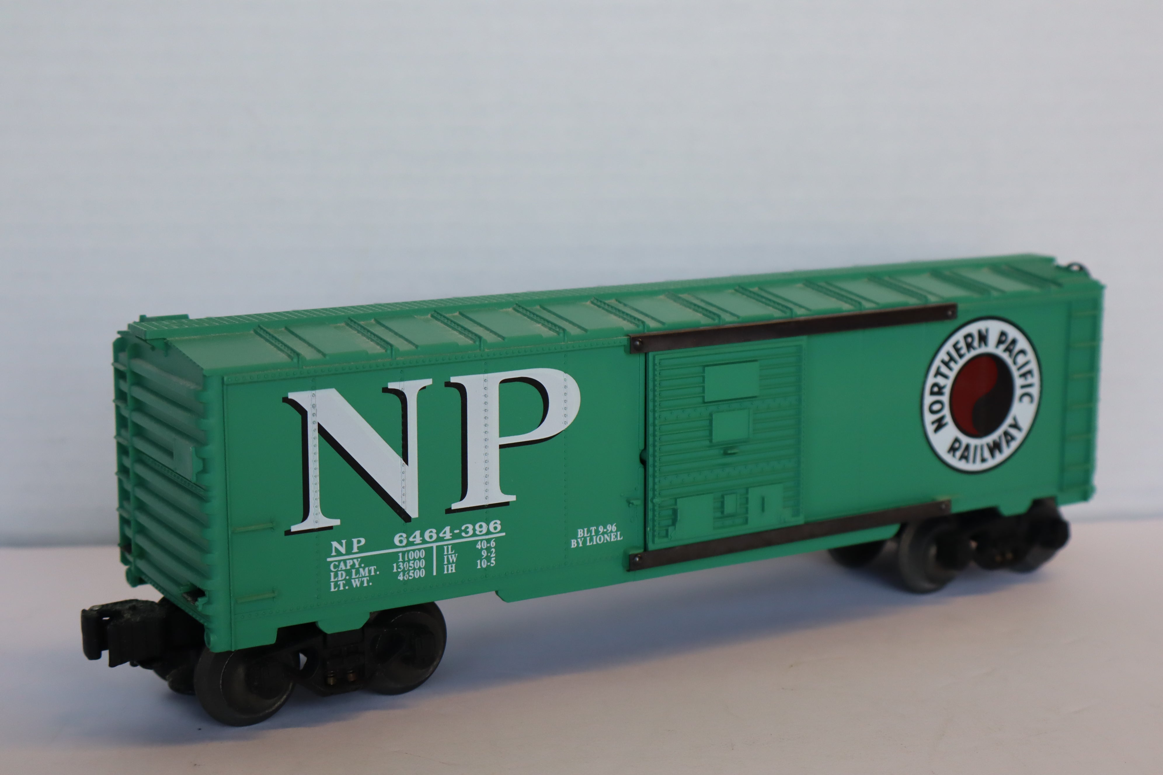 Lionel 6-25010 Northern Pacific Boxcar-Second hand-M8052
