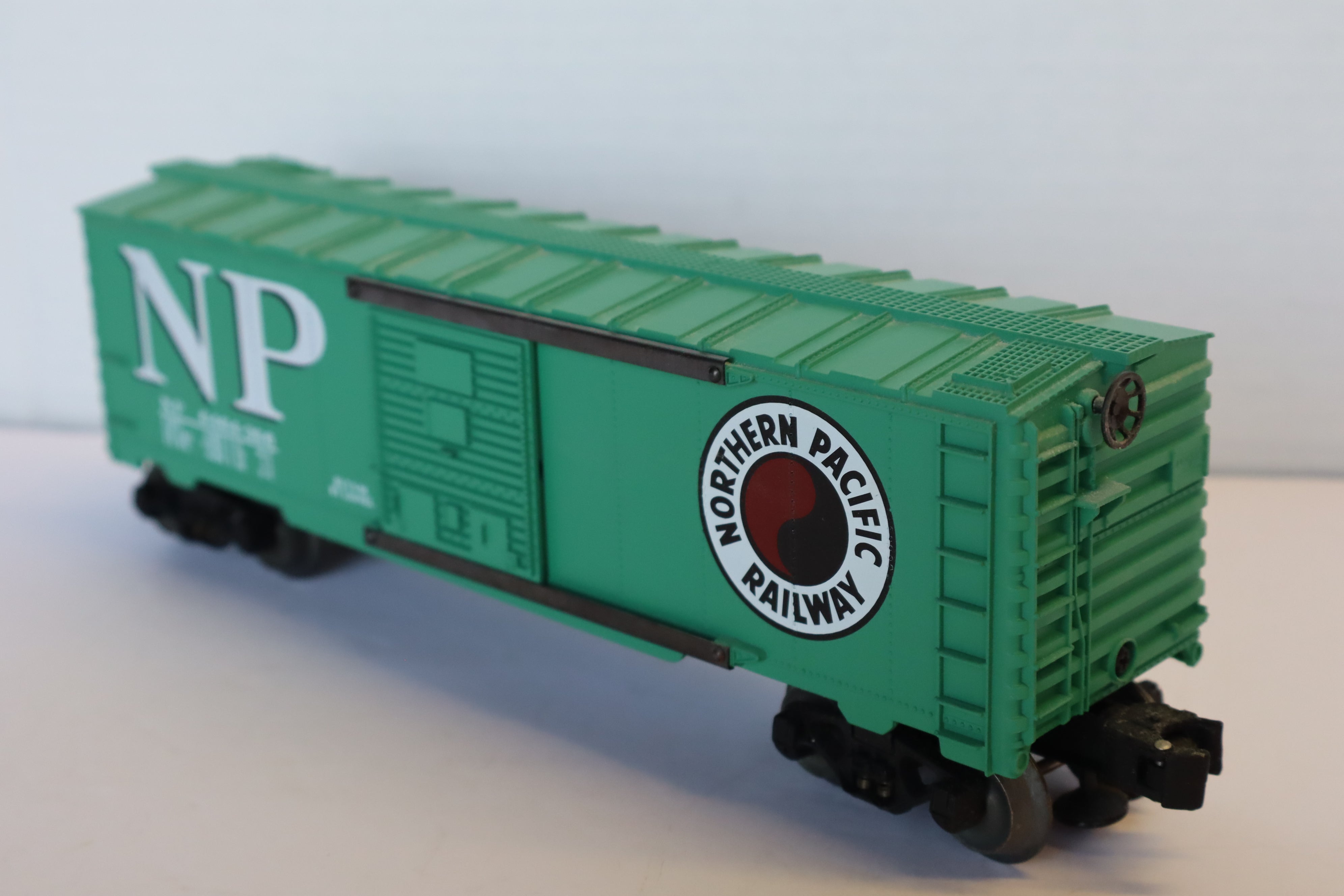 Lionel 6-25010 Northern Pacific Boxcar-Second hand-M8052