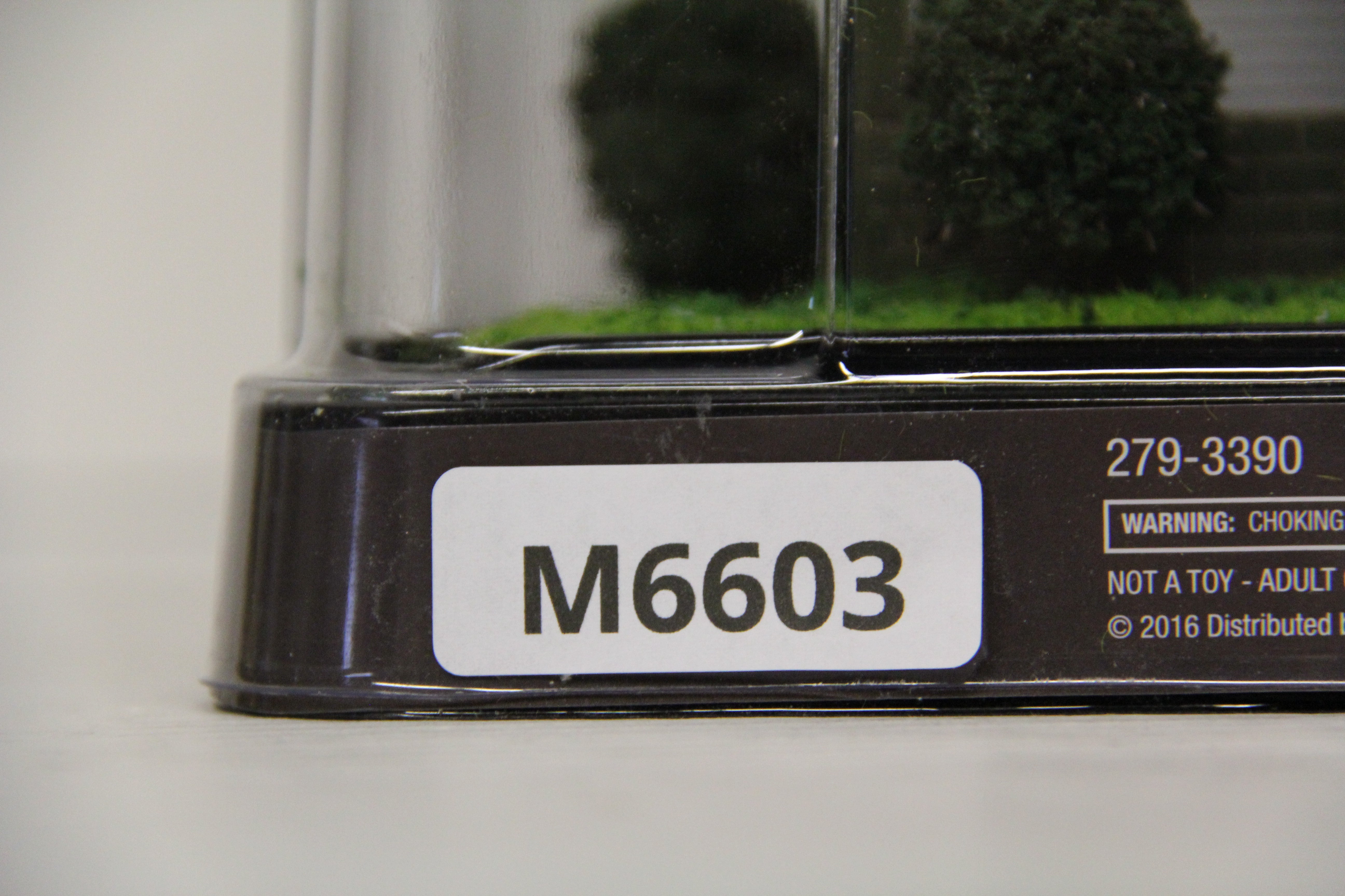 Menards #279-3390 Grandpa's House-Second hand-M6603