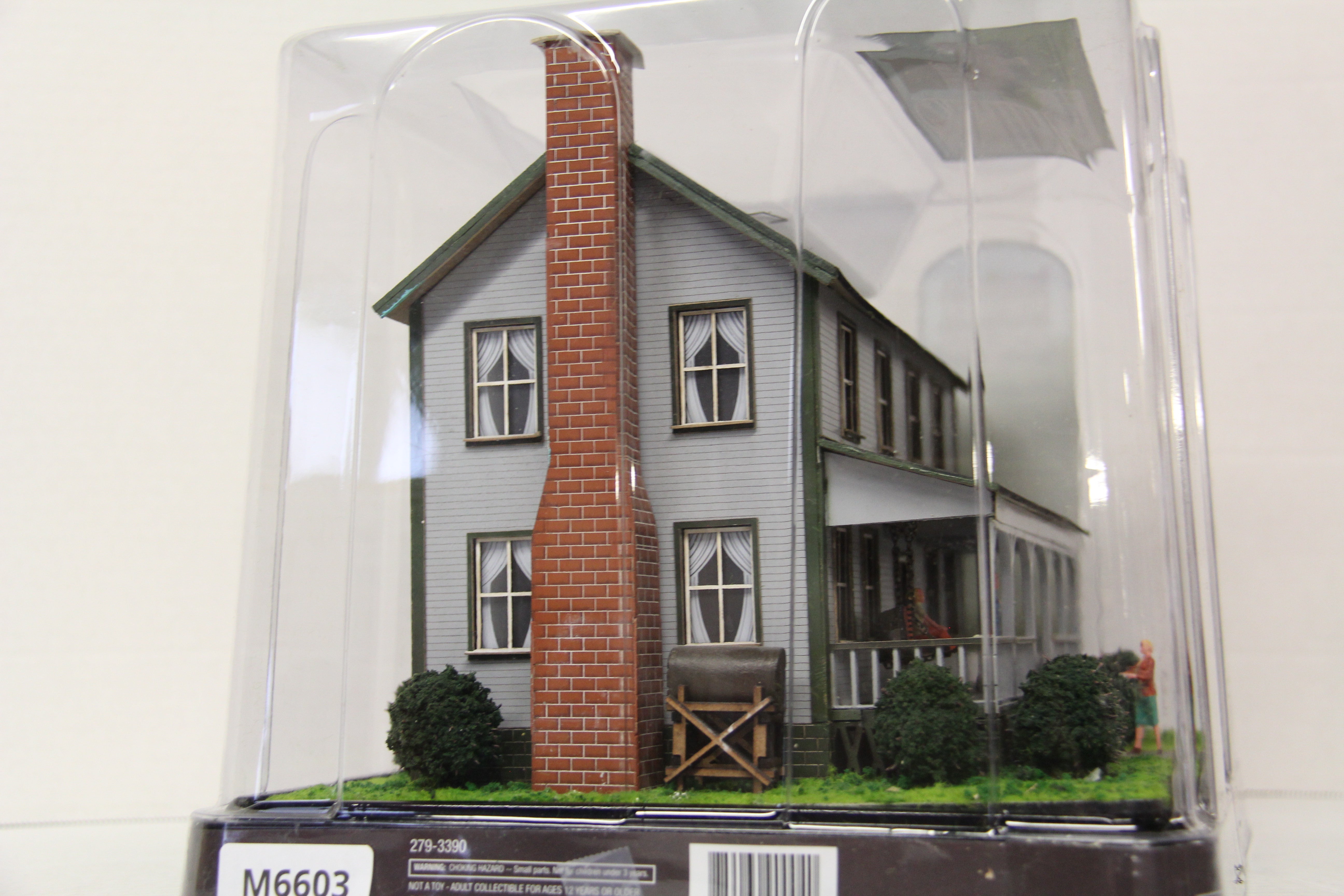Menards #279-3390 Grandpa's House-Second hand-M6603