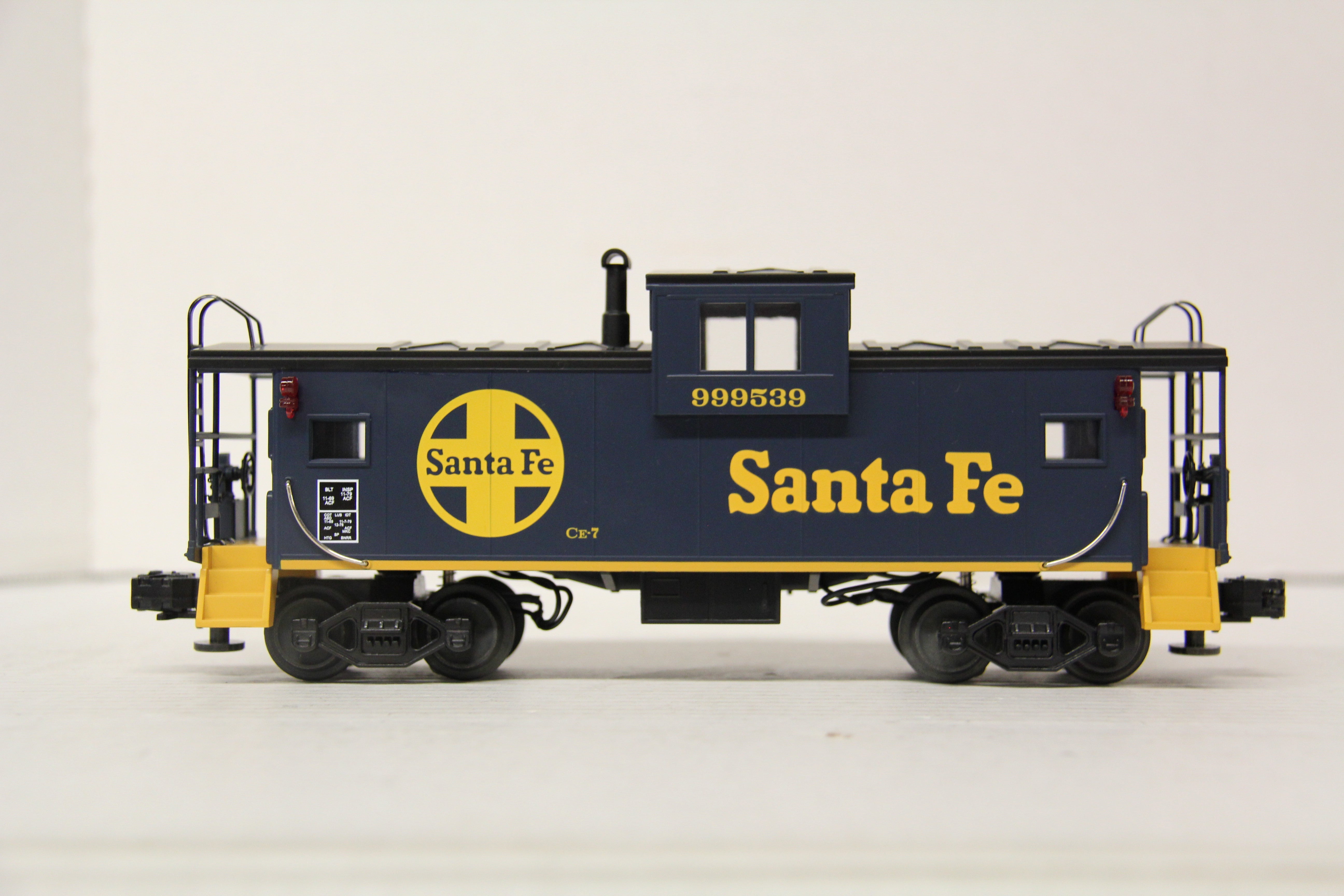 MTH 20-91010 Santa Fe Extended Vision Caboose-Second hand-M6608