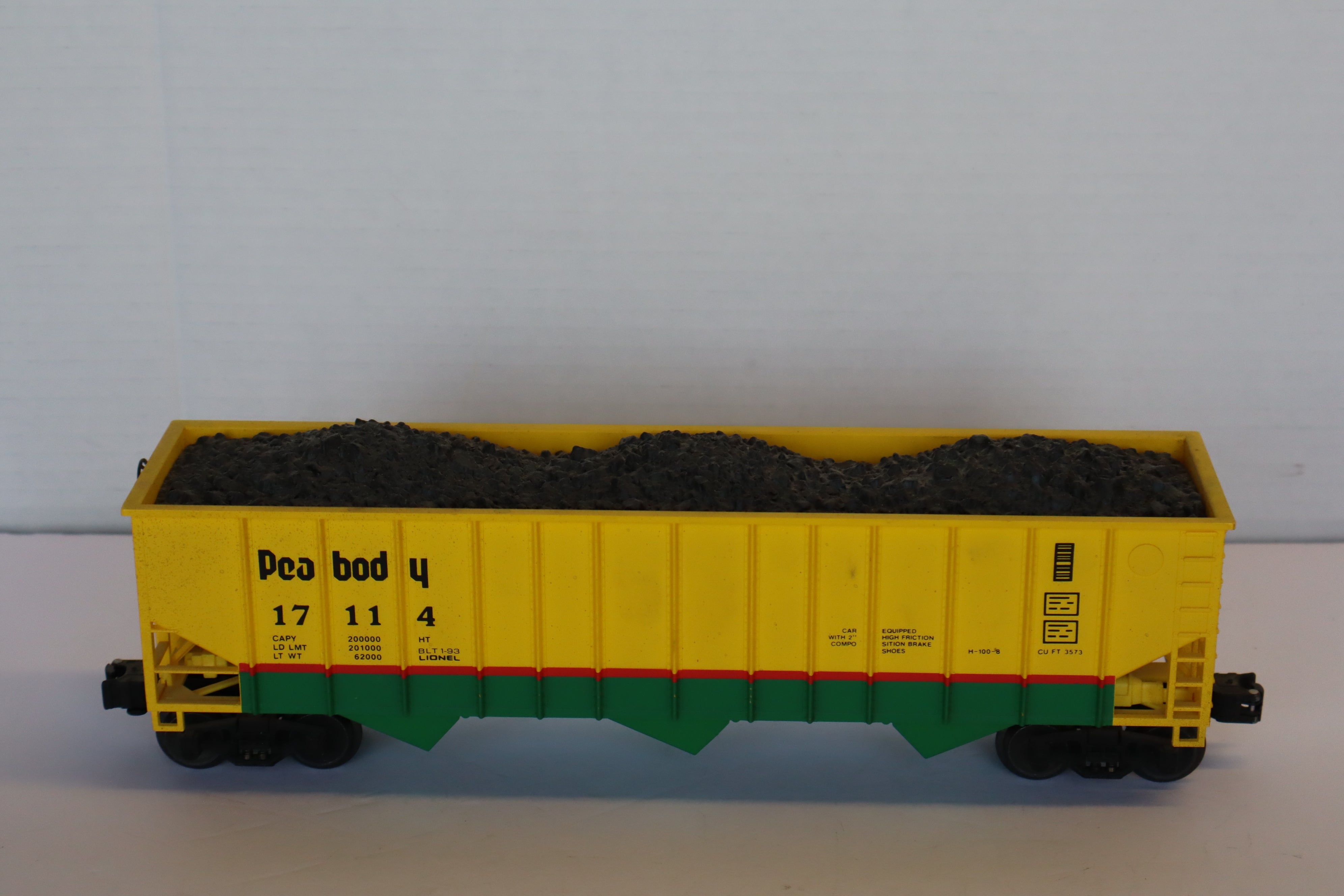 Lionel 6-17114 Peabody Three-Bay Hopper w/ Simulated Coal Load-Second hand-M8068