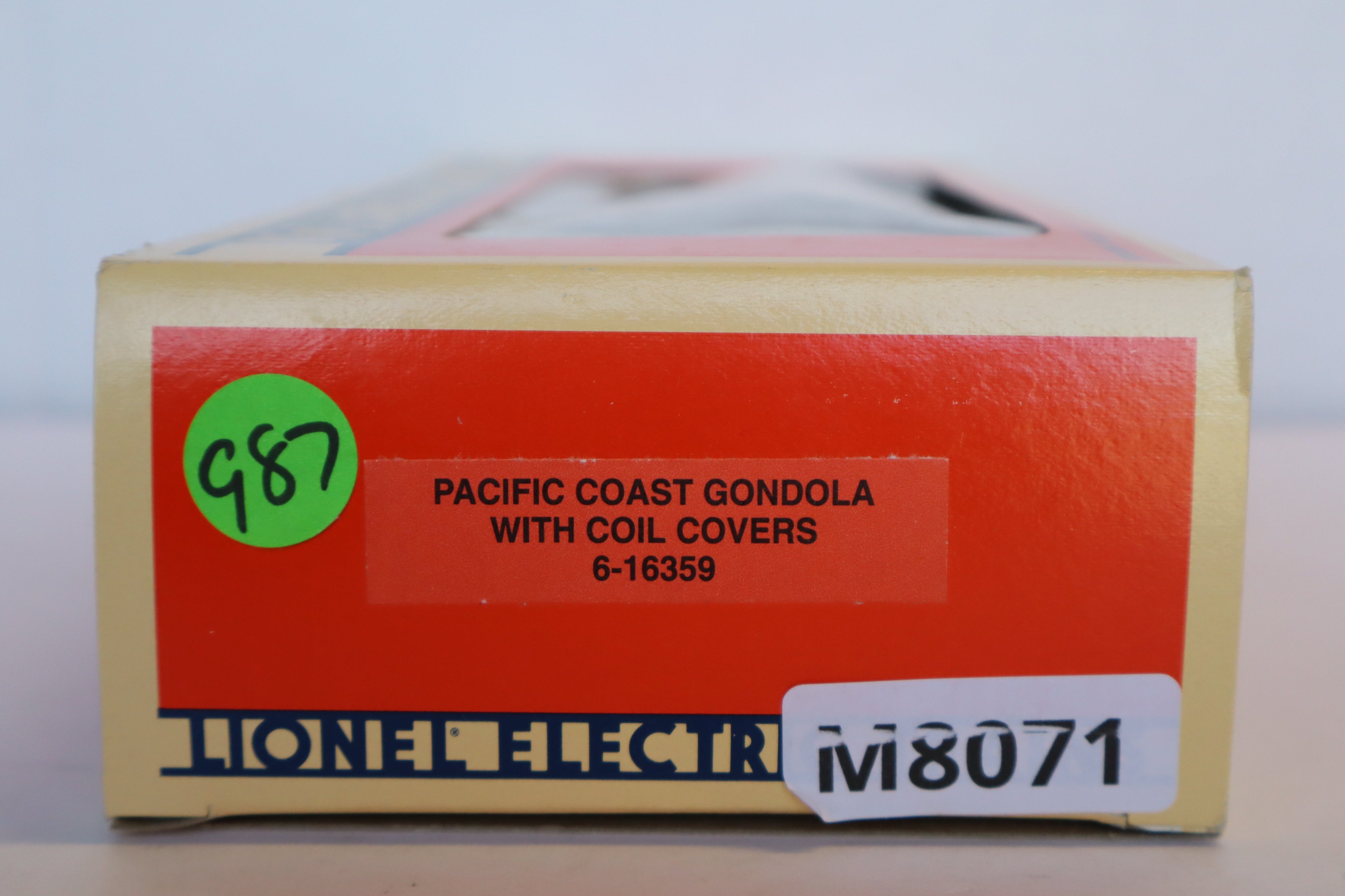 Lionel 6-16359 Pacific Coast Gondola w/ Coil Covers-Second hand-M8071