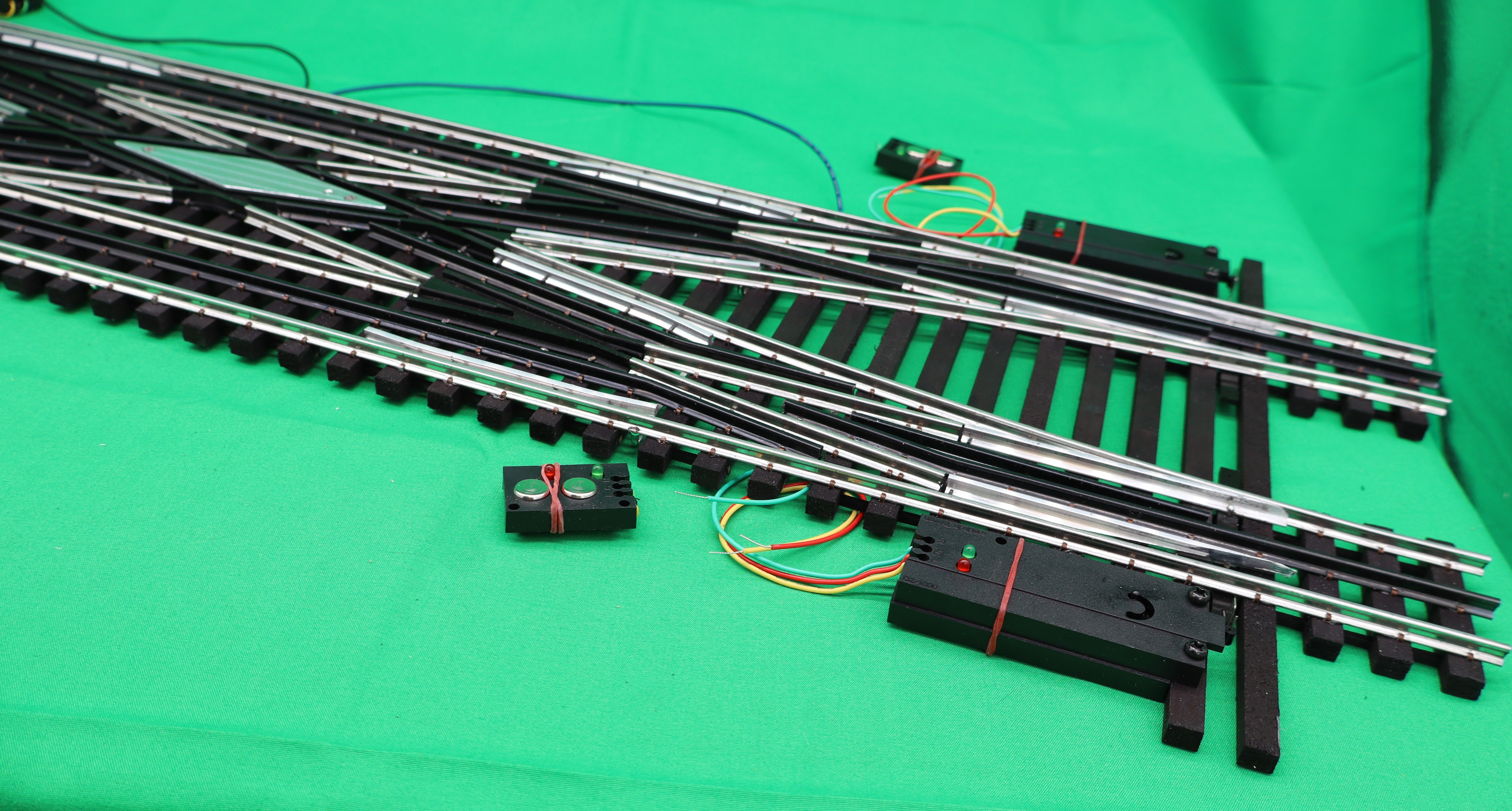 Ross Custom Switches #175M - Super Line - Double Crossover Track w/ Dz1000