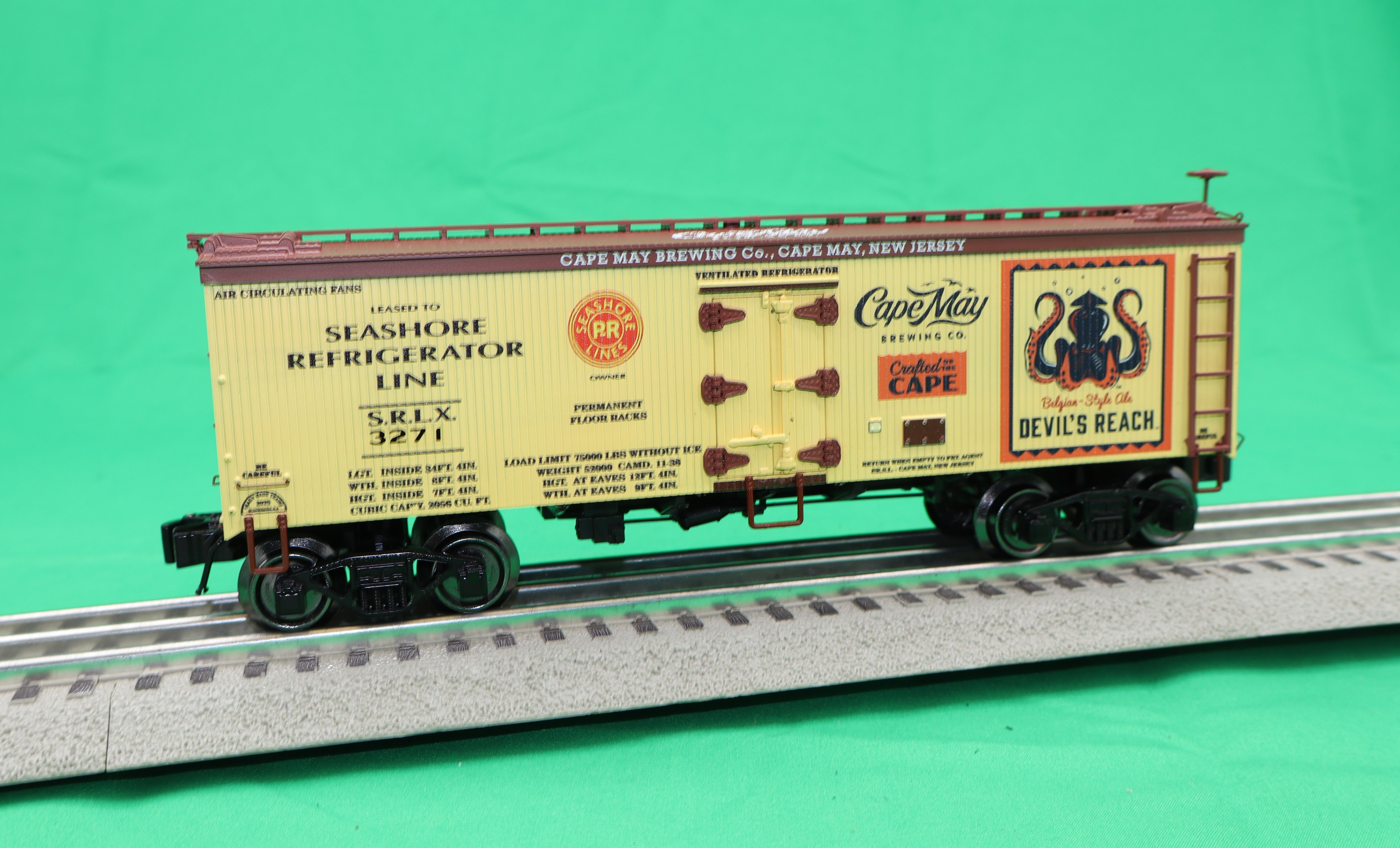 Ready Made Trains RMT-86199-188-3 - 36' Woodside Reefer Car "Cape May" (Devil's Reach Beer)