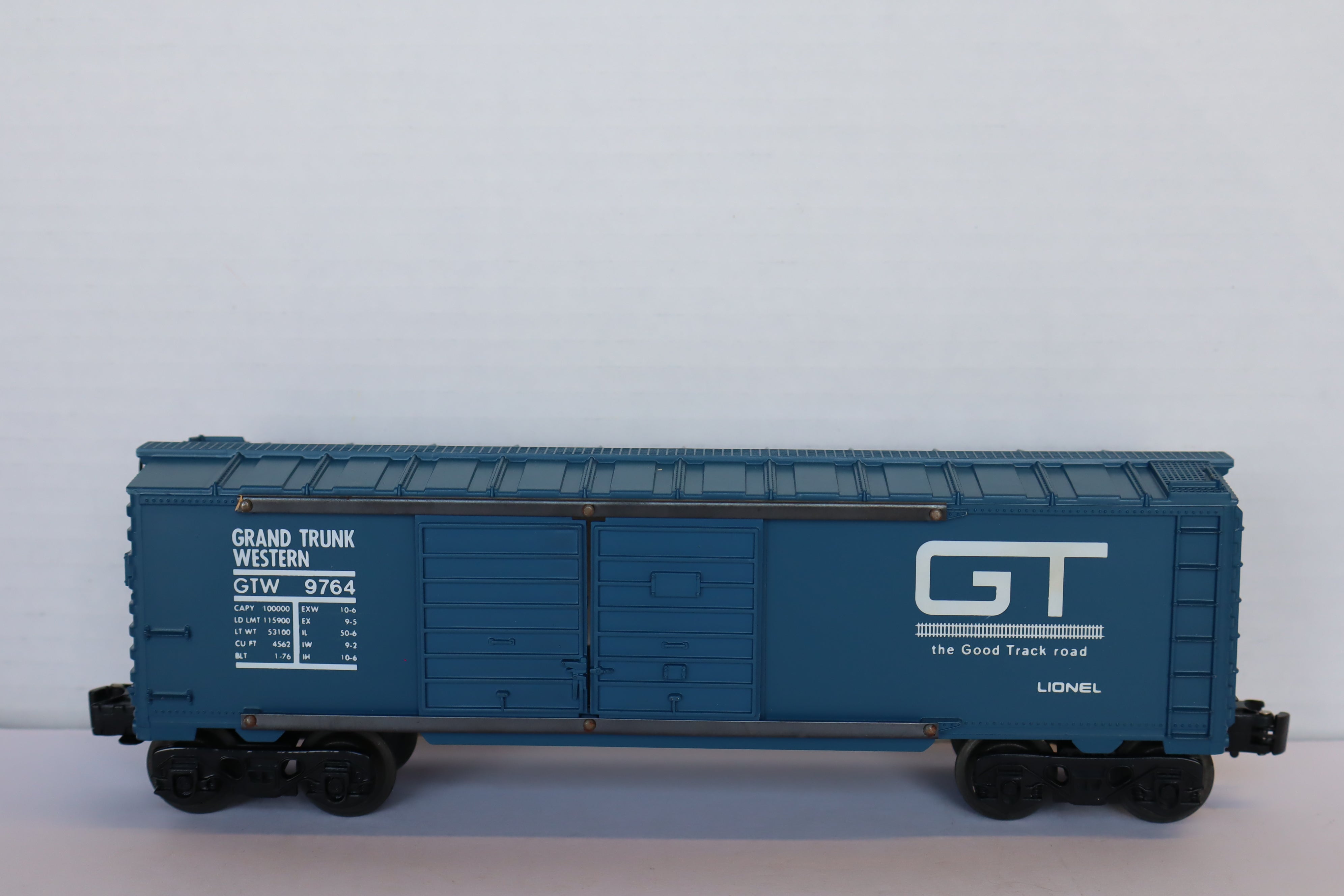 Lionel 6-9764 Grand Trunk Double Door Box Car-Second hand--M8084