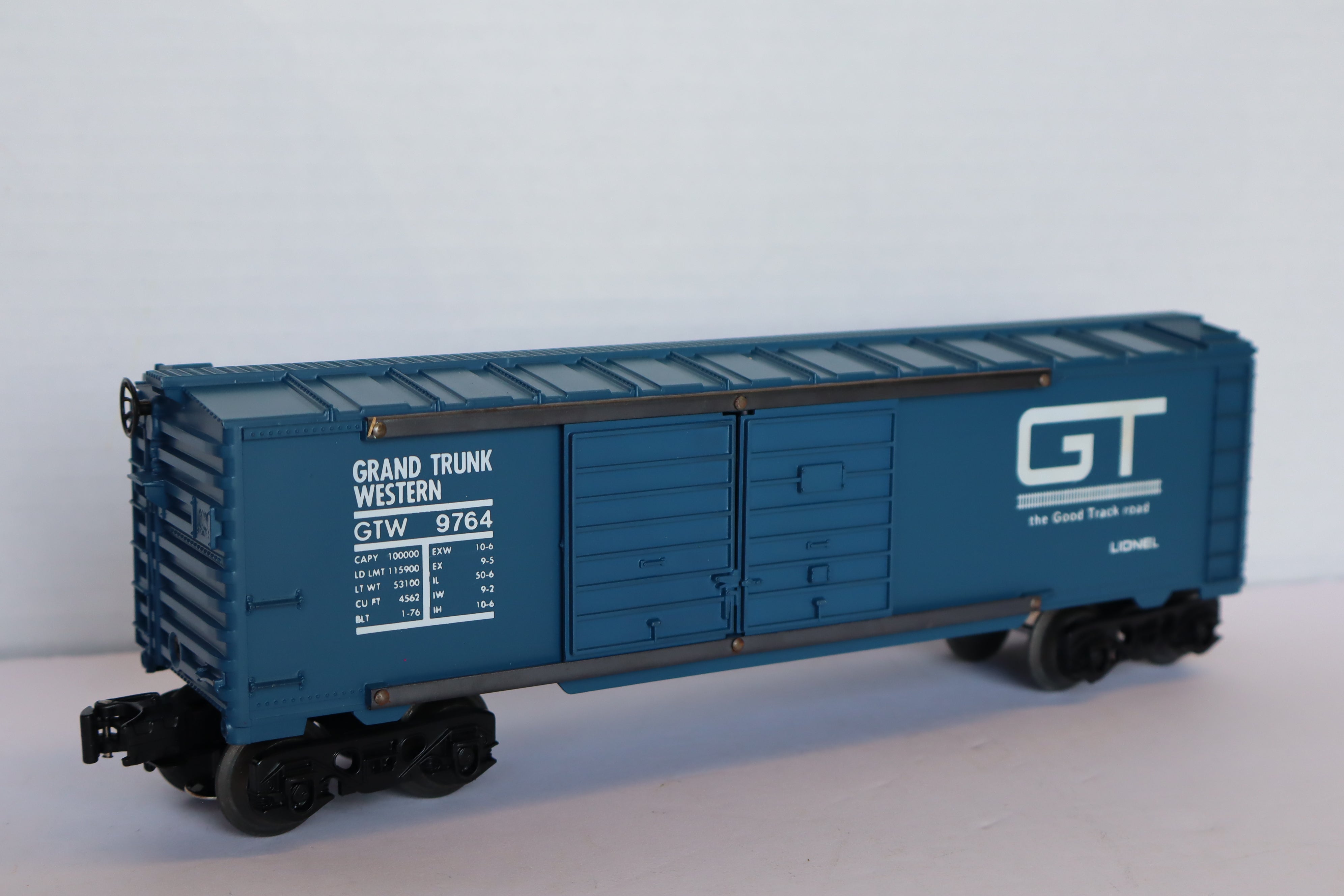 Lionel 6-9764 Grand Trunk Double Door Box Car-Second hand--M8084