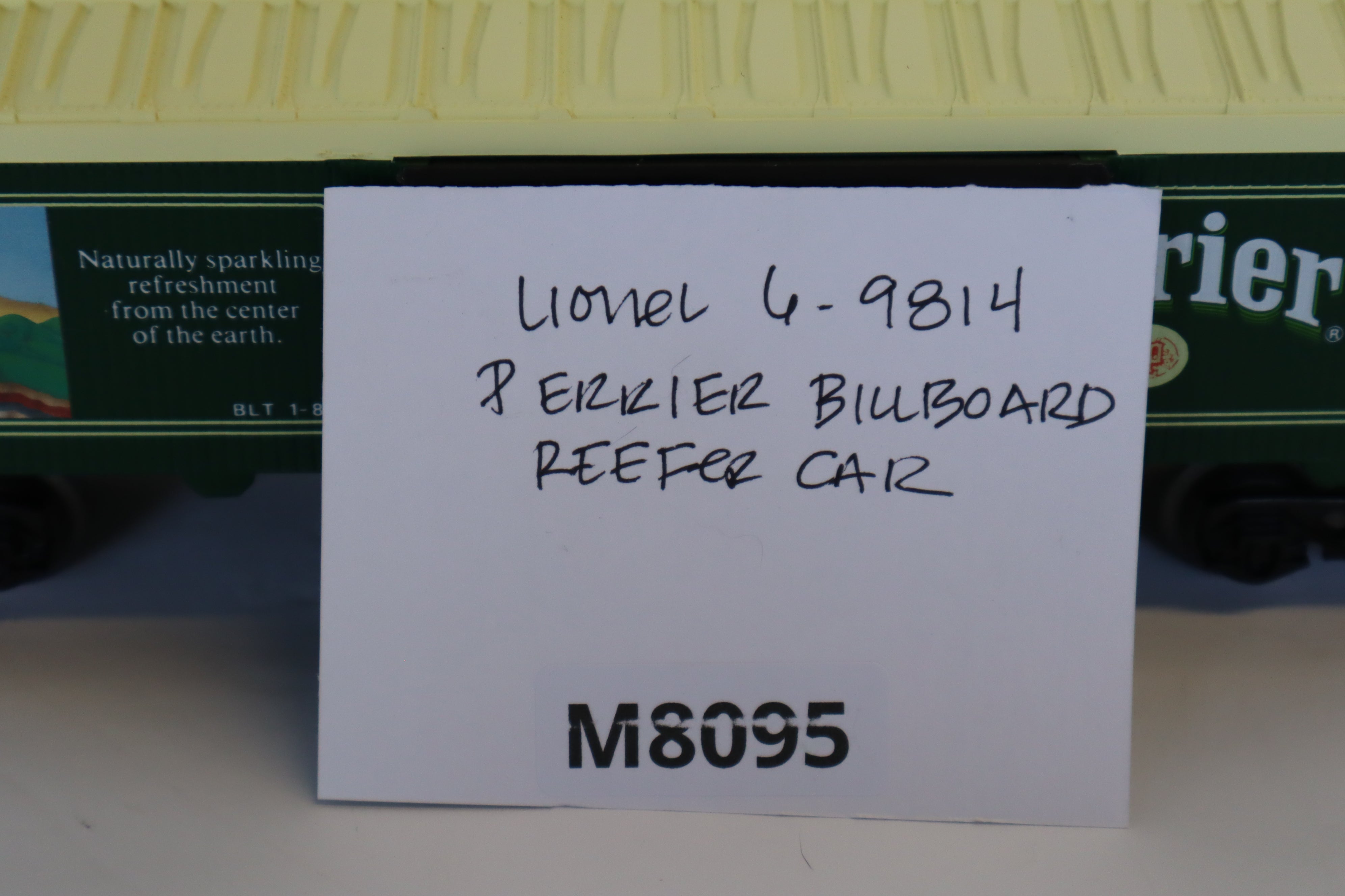Lionel 6-9814 Perrier Billboard Reefer Car-Second hand-M8095
